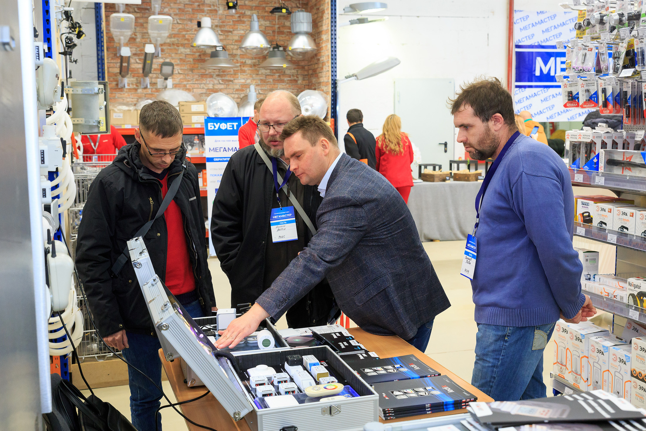 Выставка Мегамастер - репортажная фотосъемка. Фотоагентство Объектив — Профессиональная фотосъемка b2b в Перми