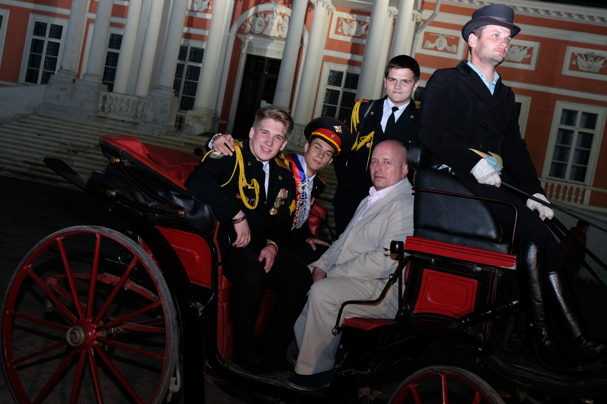 Выпускной альбом. Фото и видеосъемка