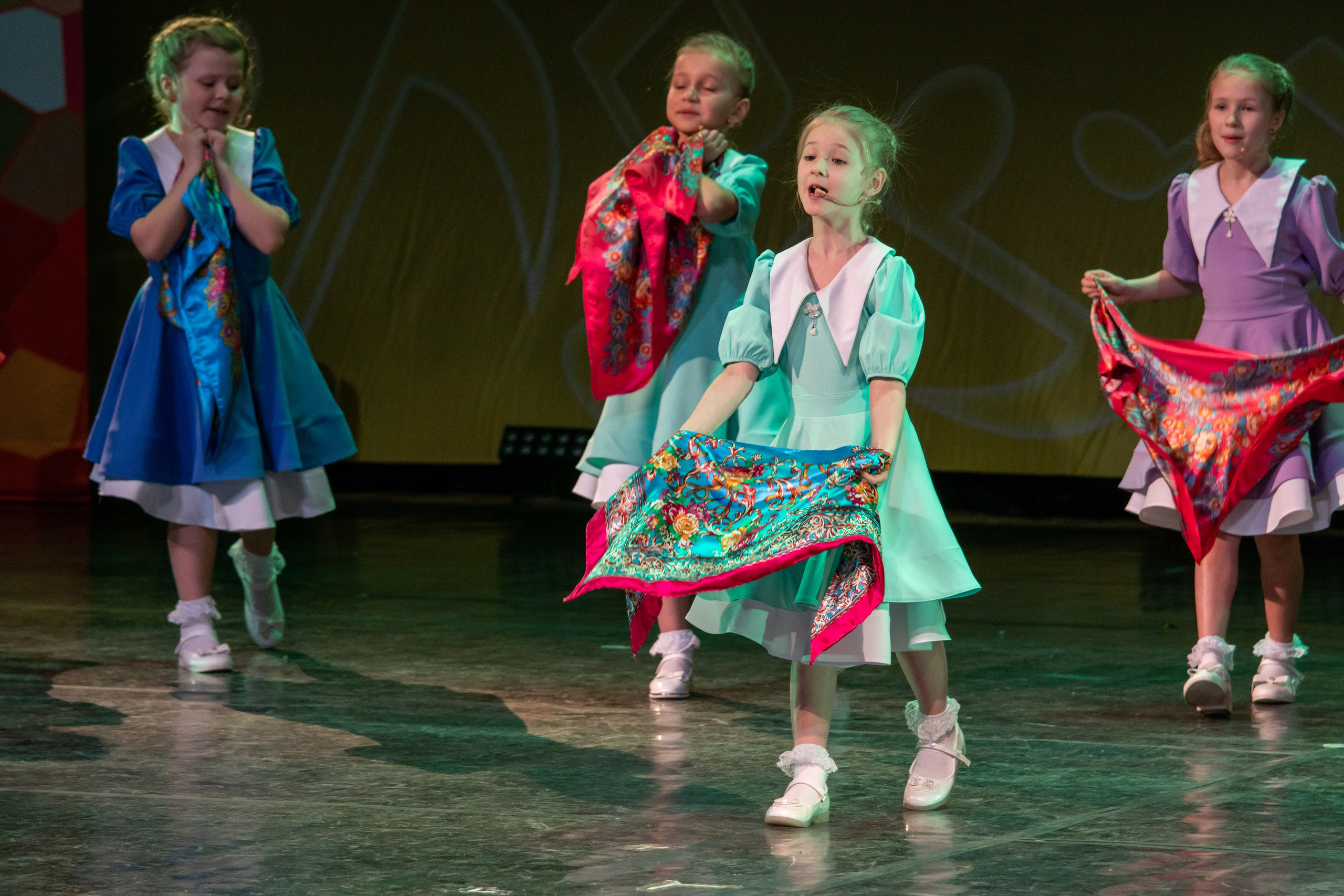 Съёмка концерта для Домисольки, большой концертный зал Космос. «Студия DRONAVT`s» — видеосъёмка и фотография г. Москва