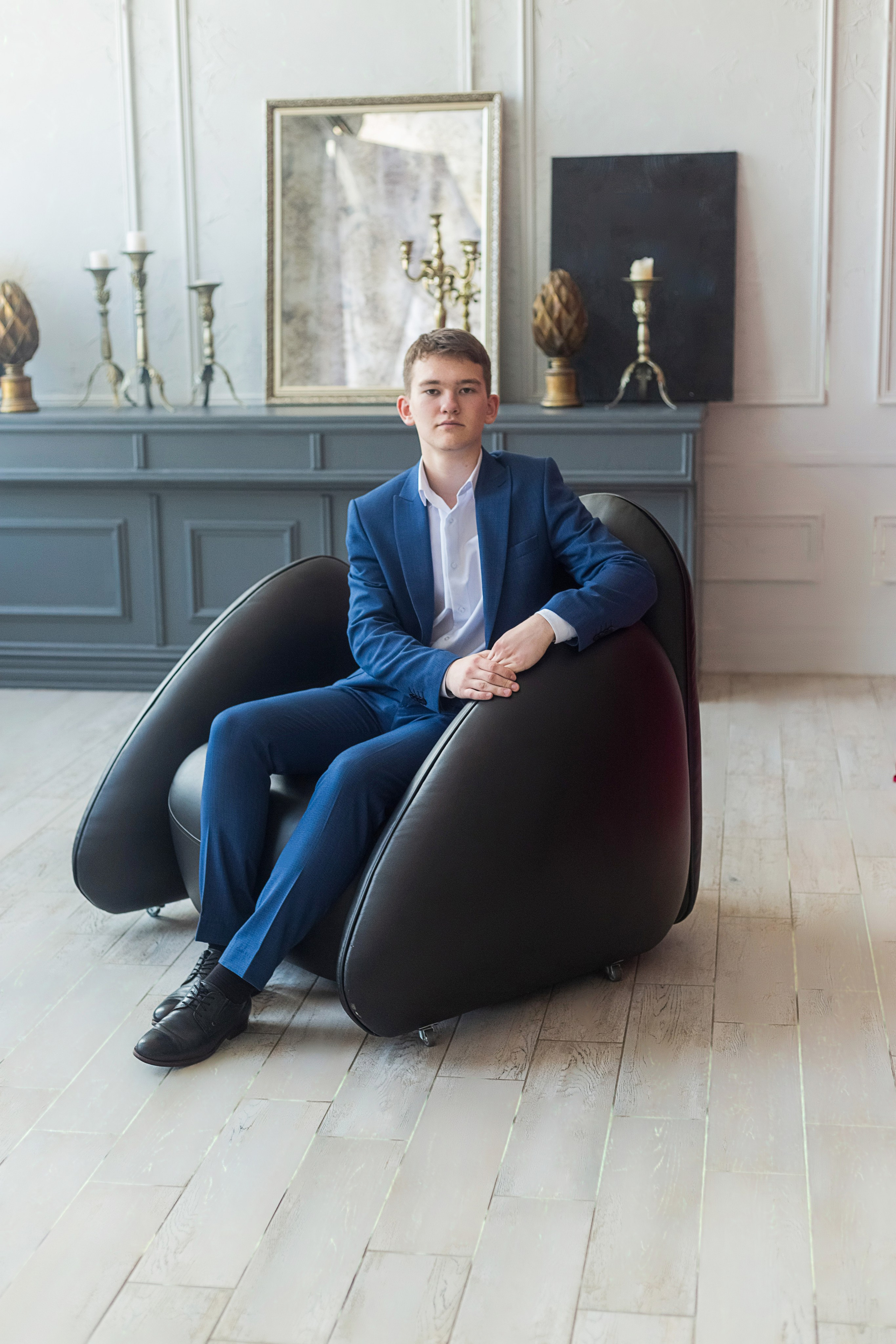 JBSTUDIO зал светлый. Выпускные альбомы Воронеж от Веры Соколовой