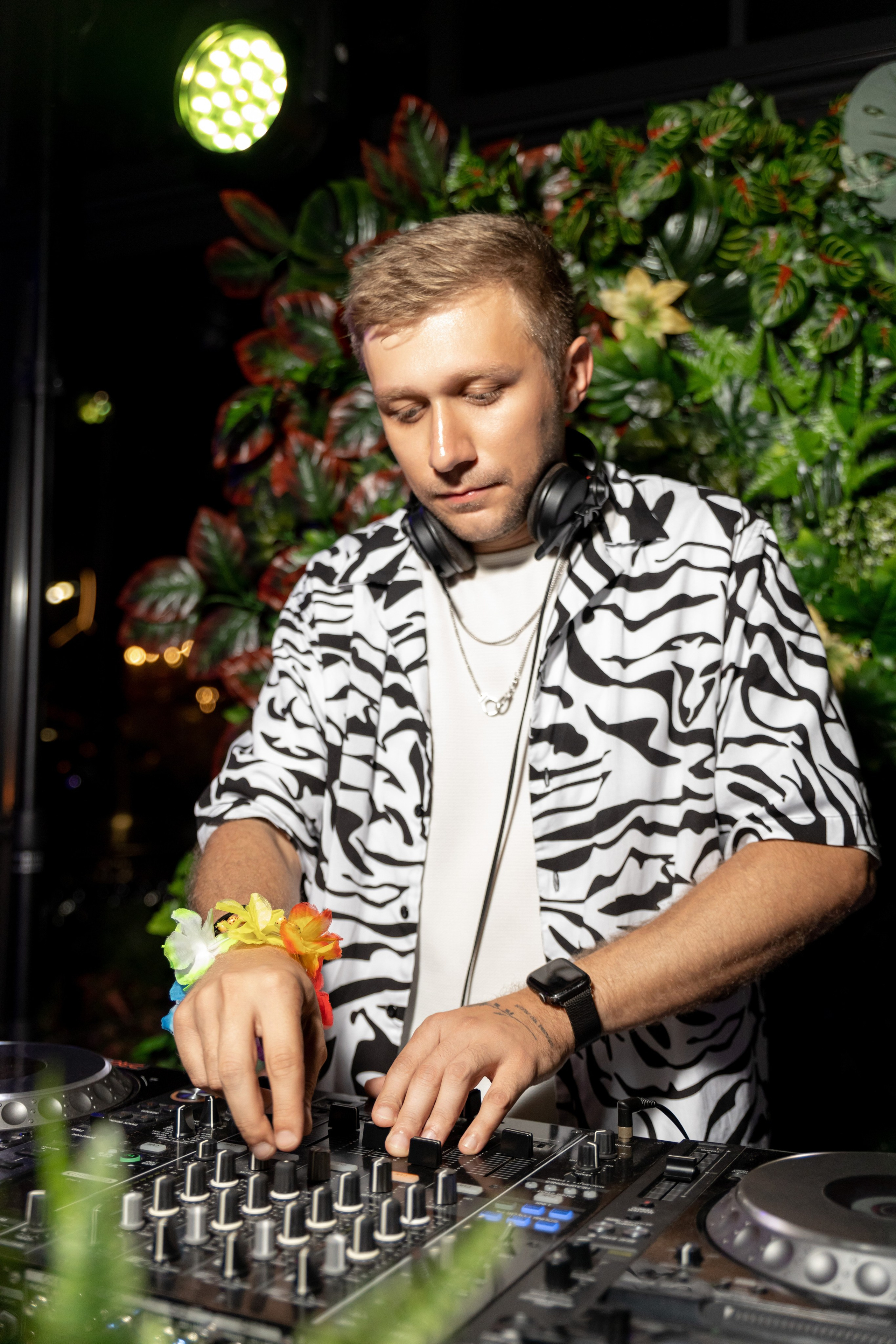 Fiji. Вечеринка Lyalin Vibes