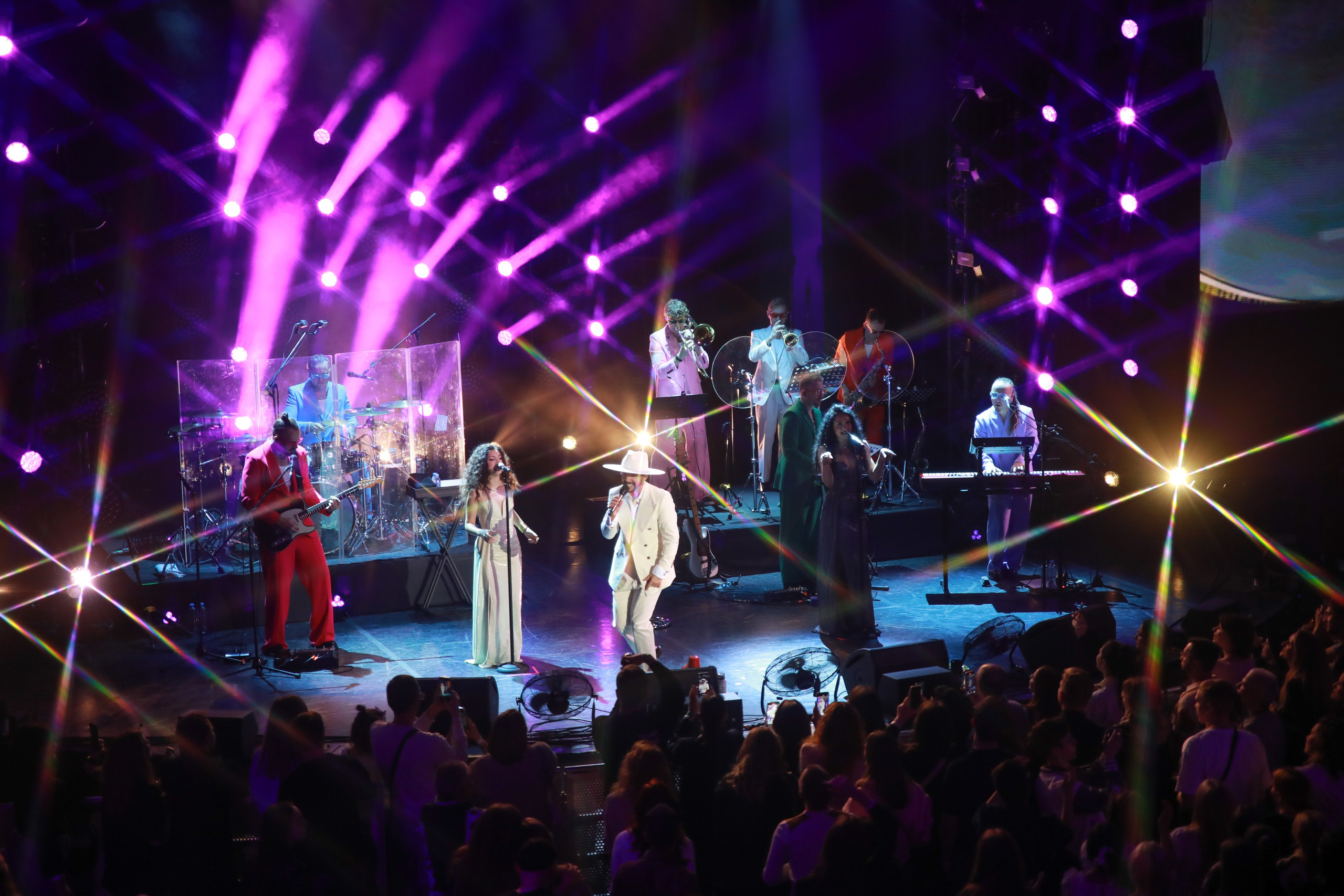 Тимур Родригез «Настроение Родригез» Vegas City Hall 30.11.24. Фотограф в Москве Яна Полосина