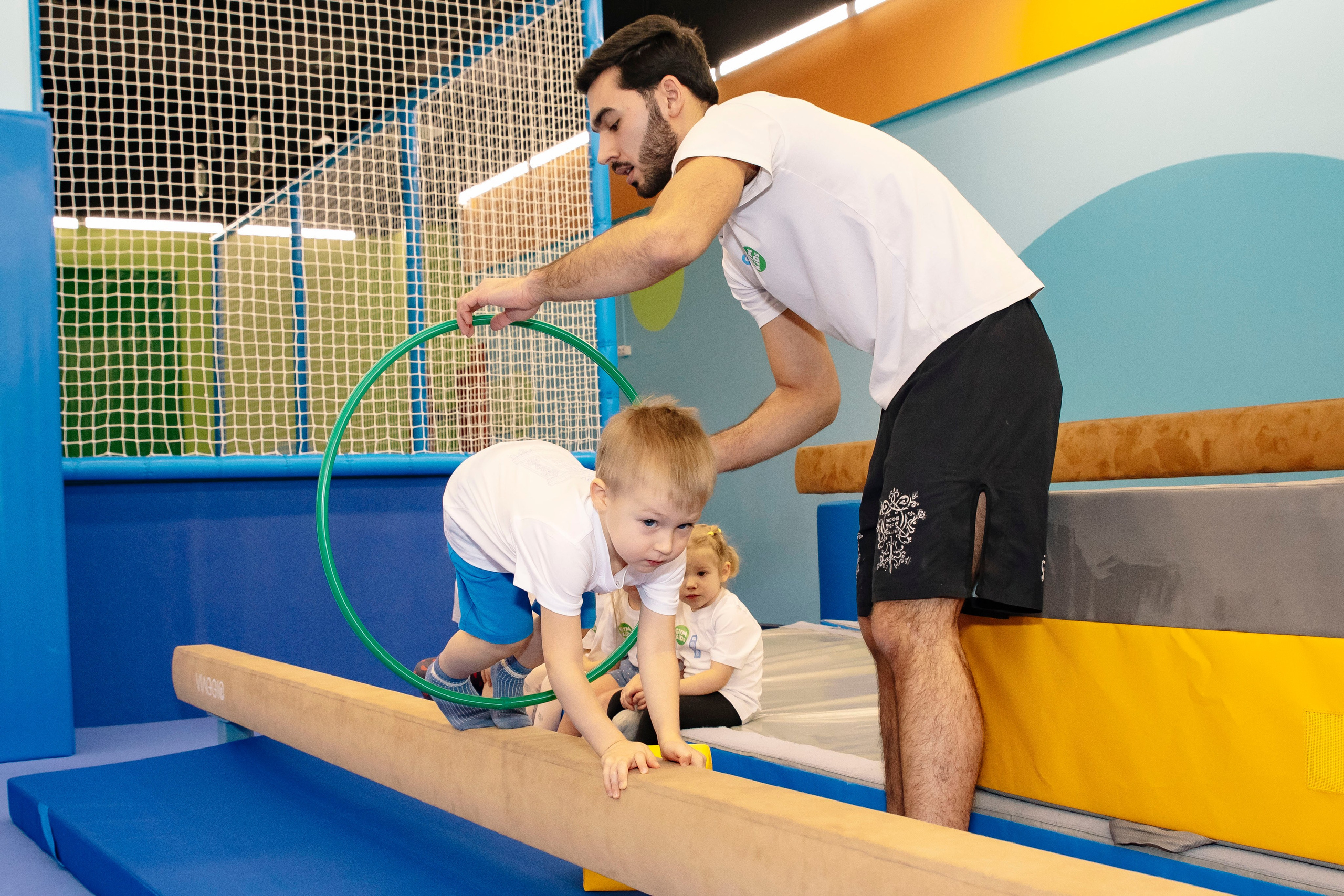 Соревнования по гимнастике в Gymkids Чертаново. Профессиональный фотограф в Москве | Заказать фотосессию и съемку