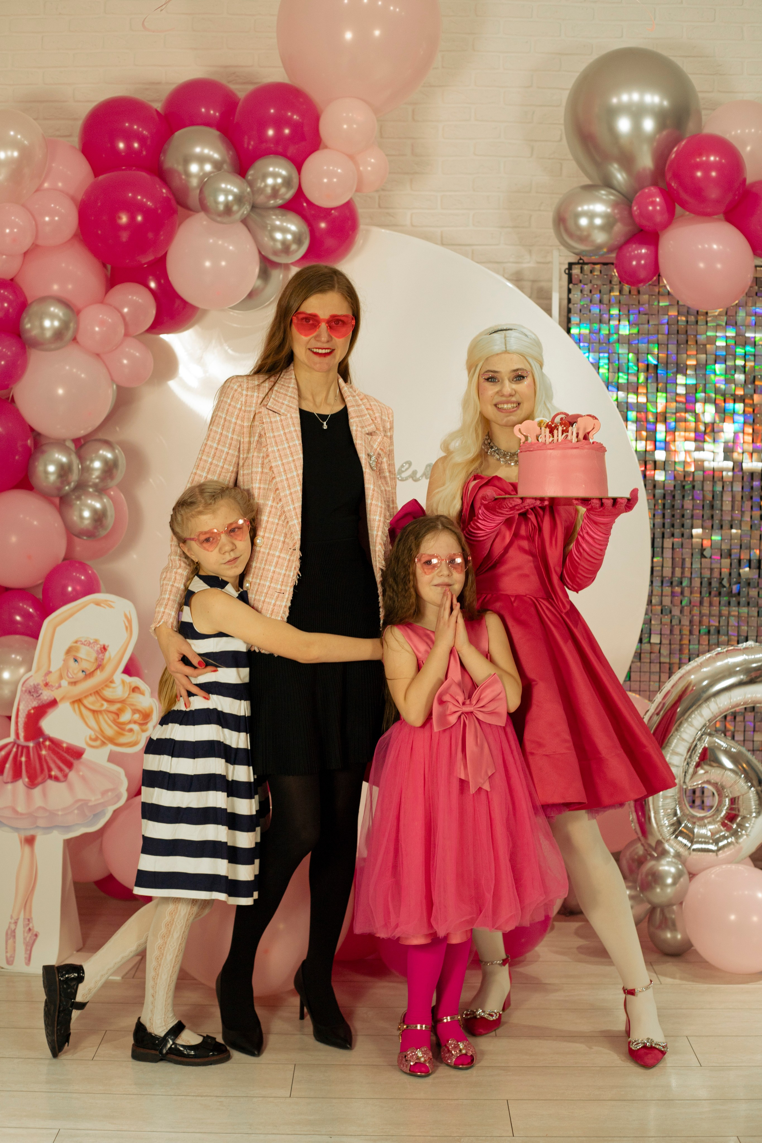 Репортаж: ДР в Барбиленде