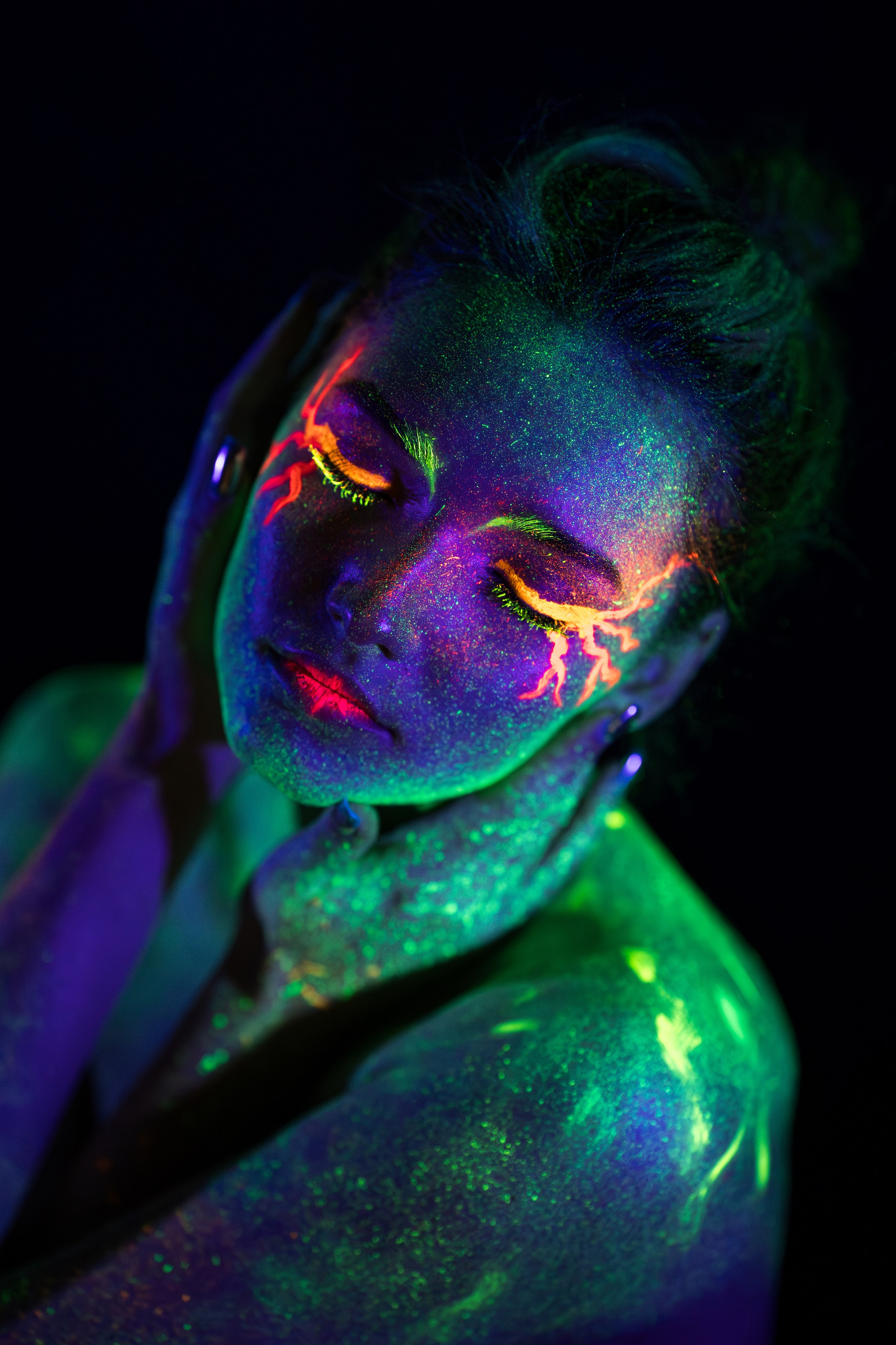 Неон. Легкая фотография