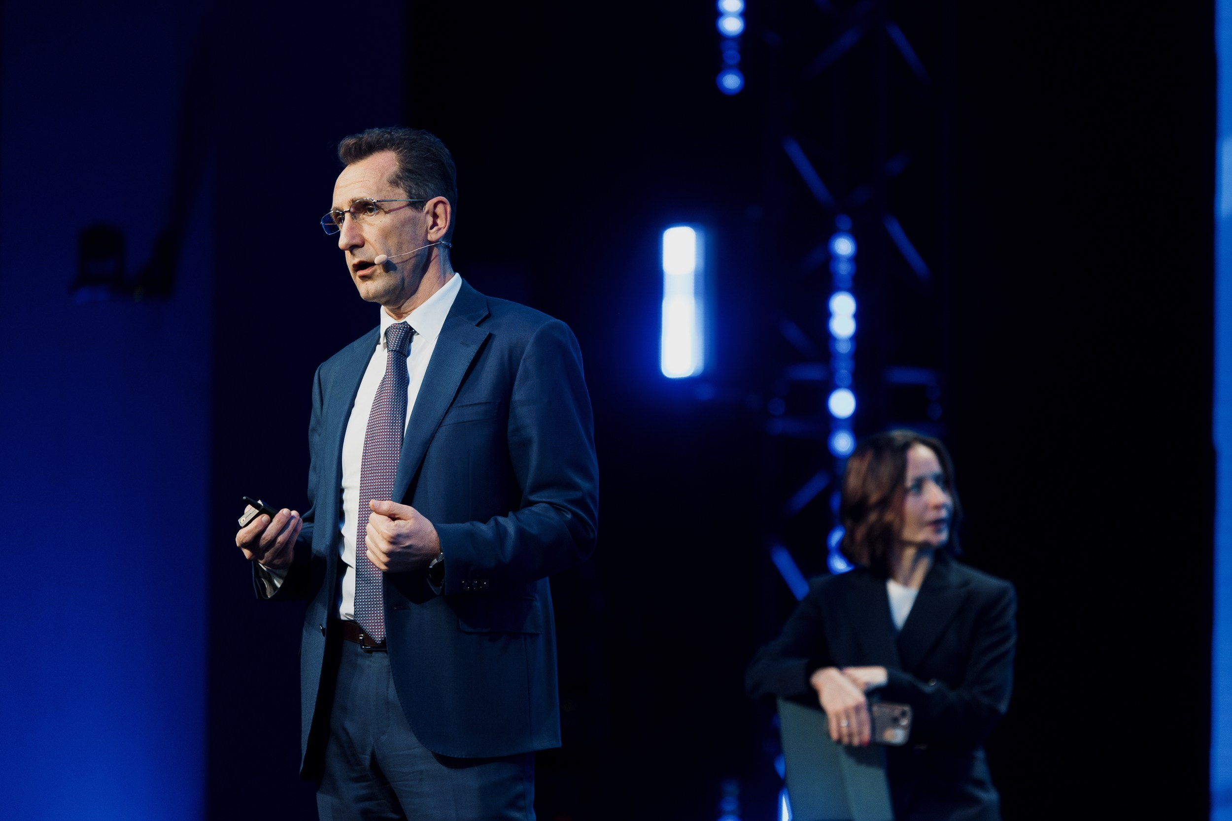 ВТБ инвестиционный форум. Портретный и репортажный фотограф в Казани Максим Сипачев