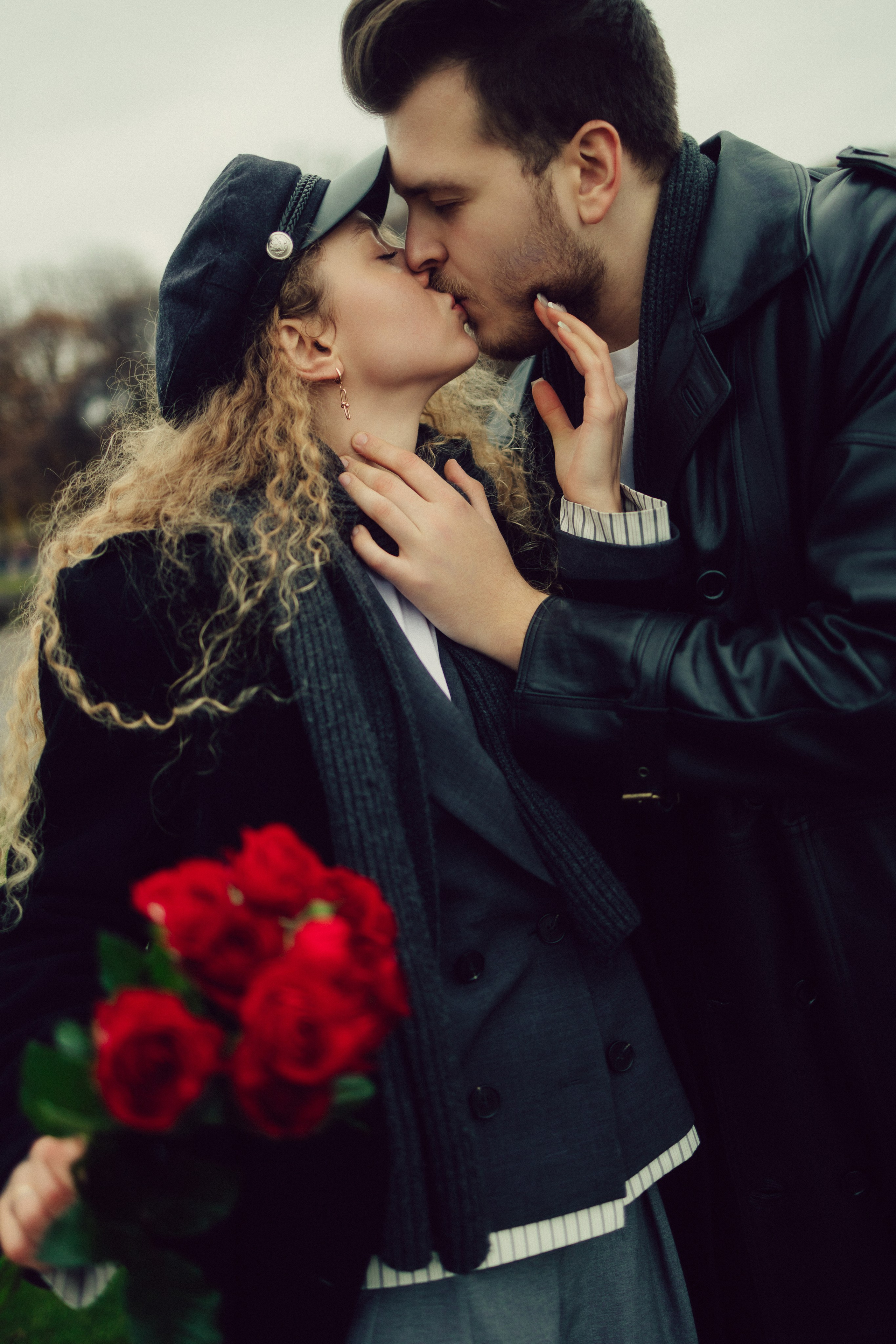 Тим и Кристина, проогулка в парке Горького. Свадебный и портретный фотограф в Москве Кристина Золотова