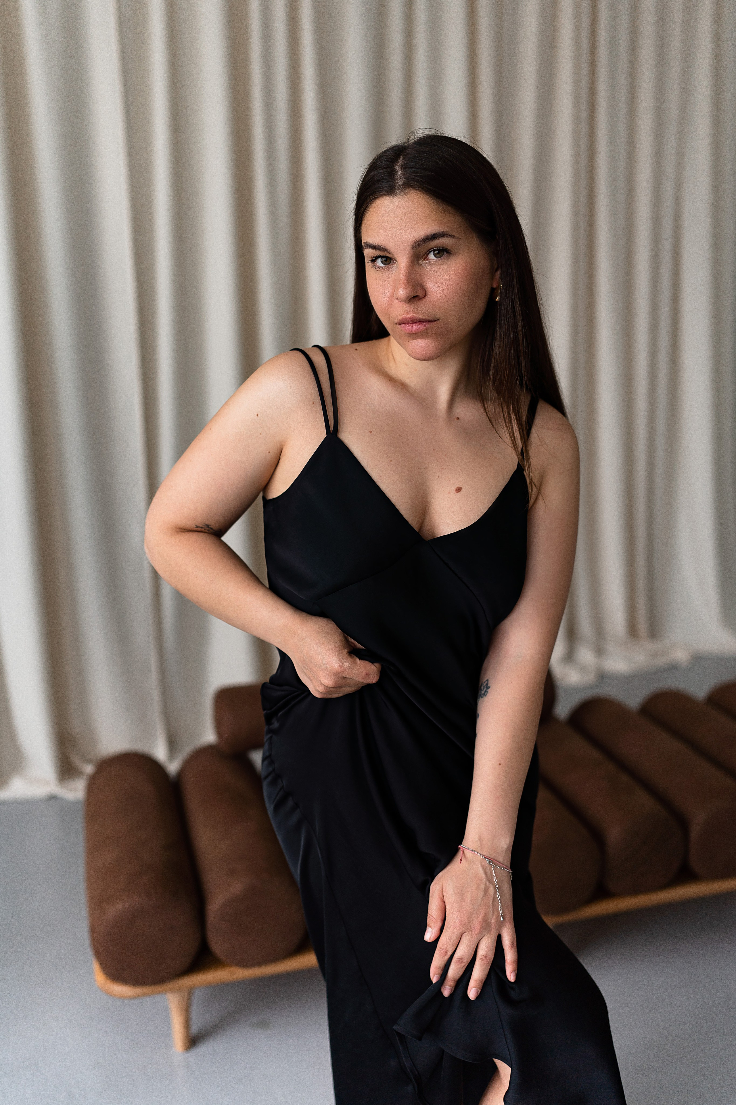 Смотреть серию. ЖЕНСКИЙ ФОТОГРАФ КРИСТИНА ВИГЕЛЬ