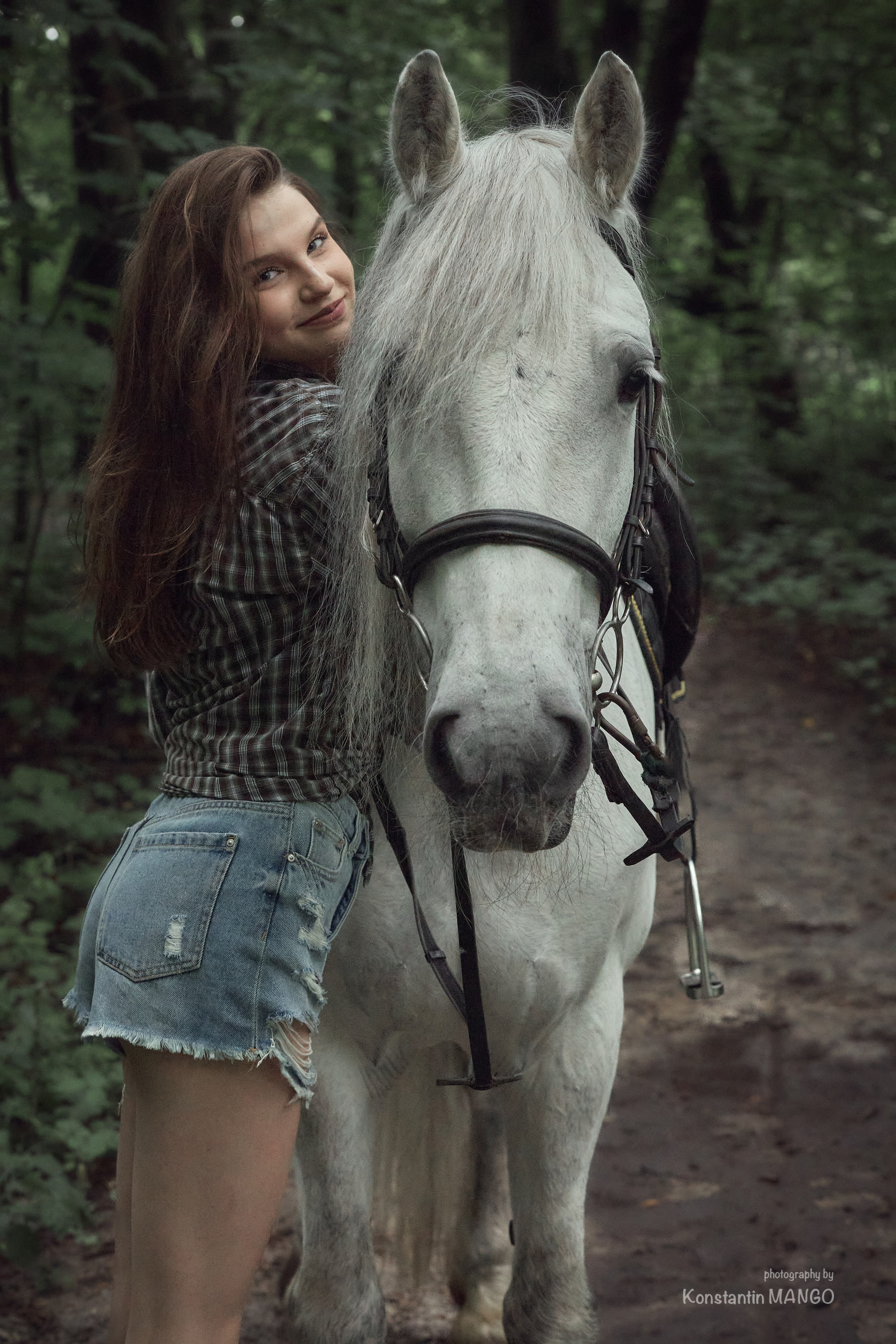 Фотопрогулка для Виктории и Полины на лошадях. Фотограф в Рязани. Свадьба, семейное фото, портрет. Константин Манго