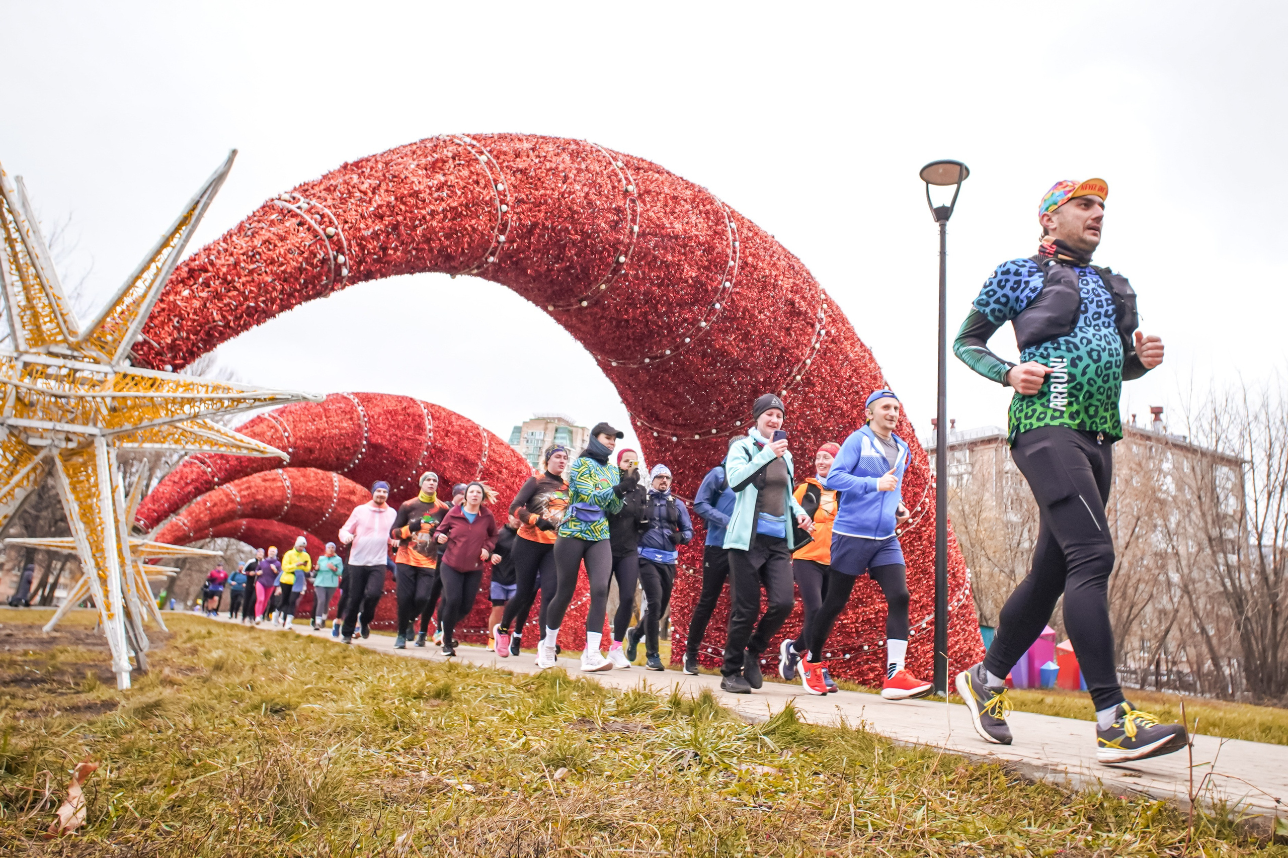 #марафонудома #яuzarun 2024 2-я петля, группа 6:30. Роман Капилюшов. Бег. Фото. Видео. г. Люберцы