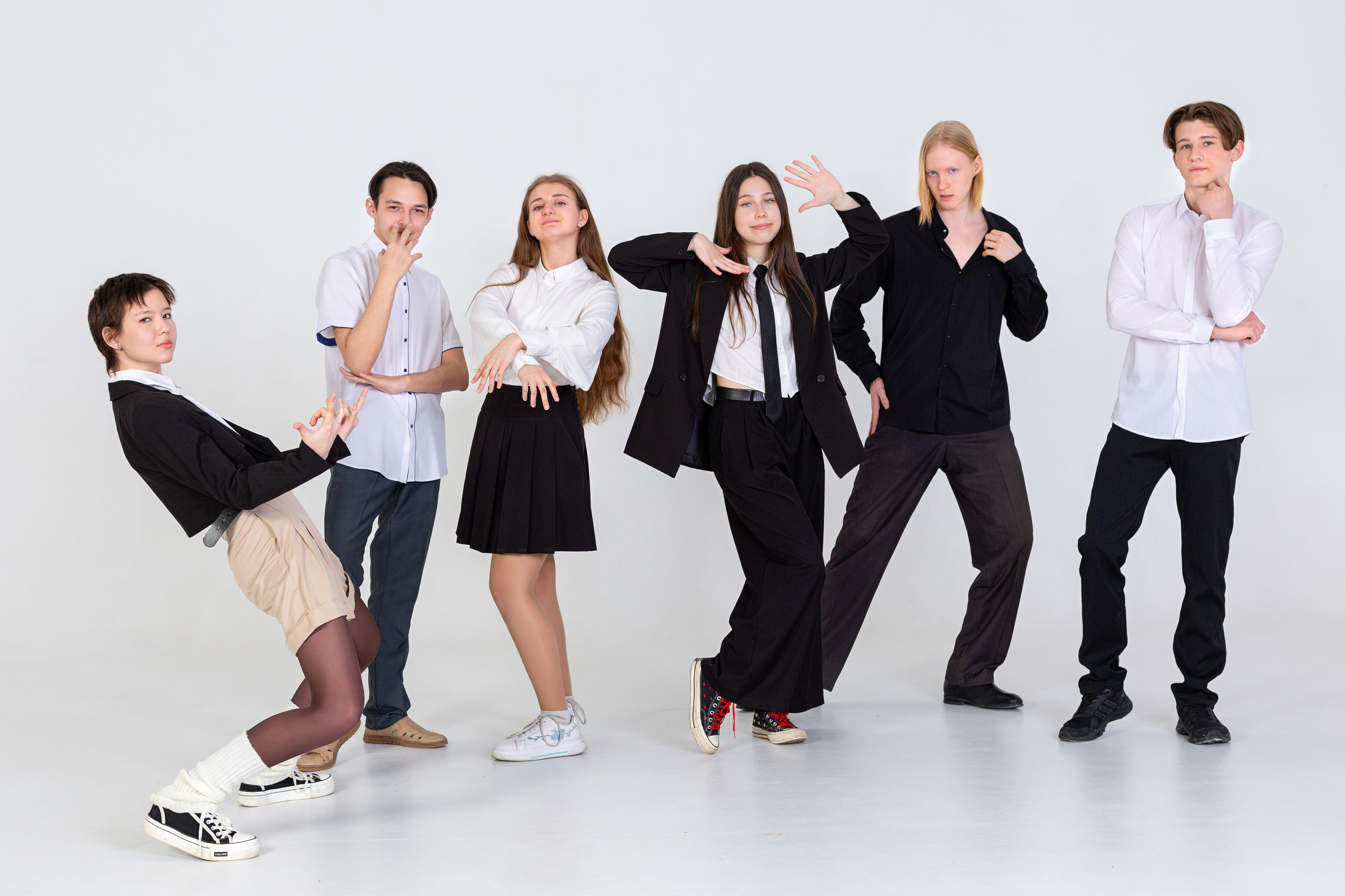 Фотоальбомы СТАРШЕКЛАССНИКИ. Студия «Фокус» детская фотография Ольги Поповой г. Бийск