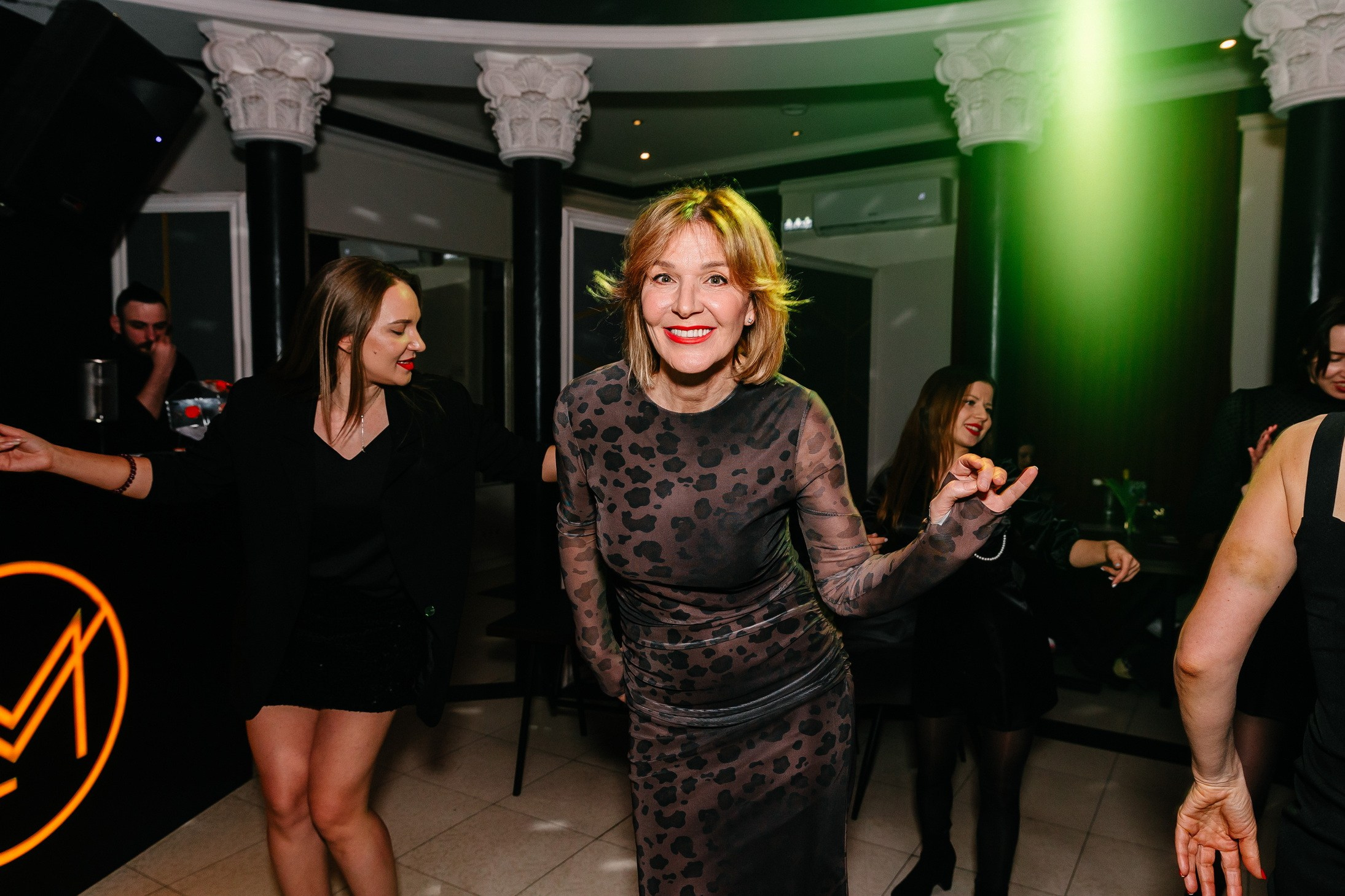 8 марта в лаунж-баре Major 2024. Свадебный, семейный и детский фотограф в Калининграде Елена Кравцова