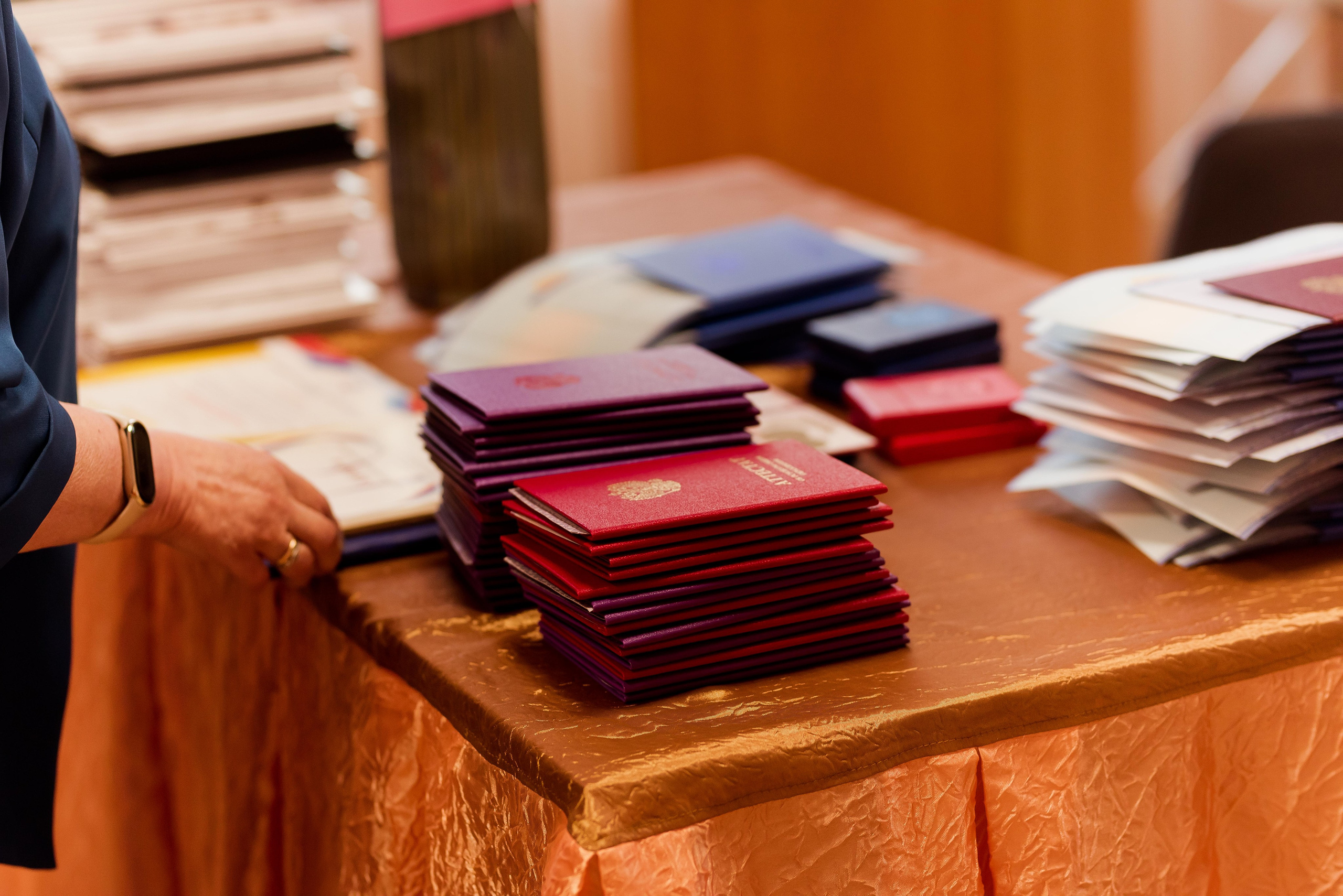 Вручение аттестатов. Свадебный и семейный фотограф Яна Стражева. Волгоград, Москва