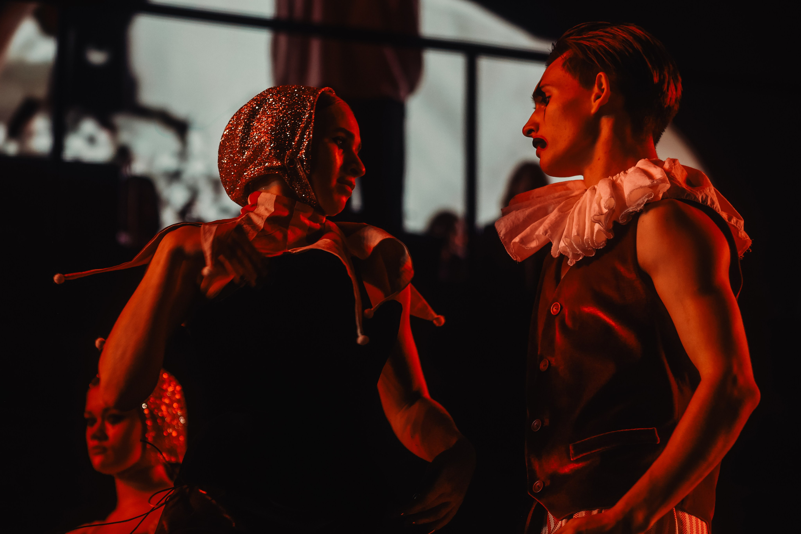 ВАНЯ ДМИТРИЕНКО