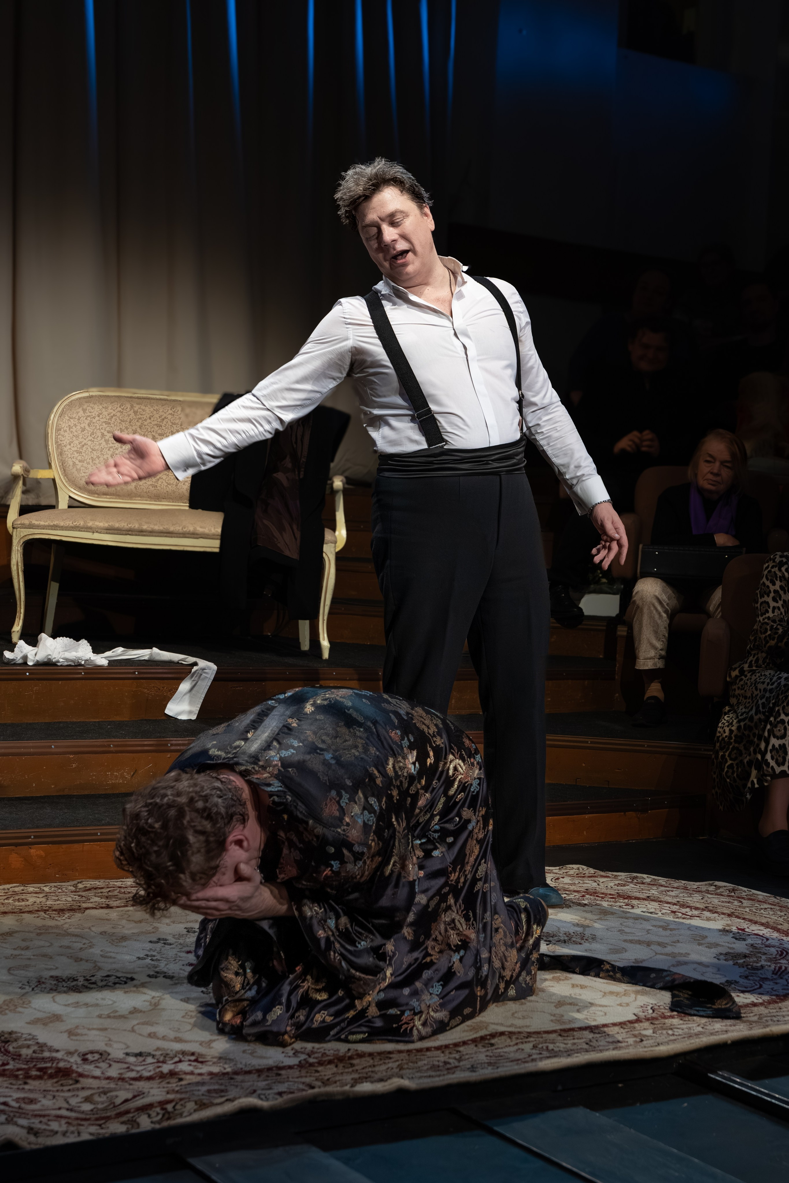 Театр Сфера: Гнездо перелётных птиц (100-й спекталь). Сайт фотографа Сергея Абрамова