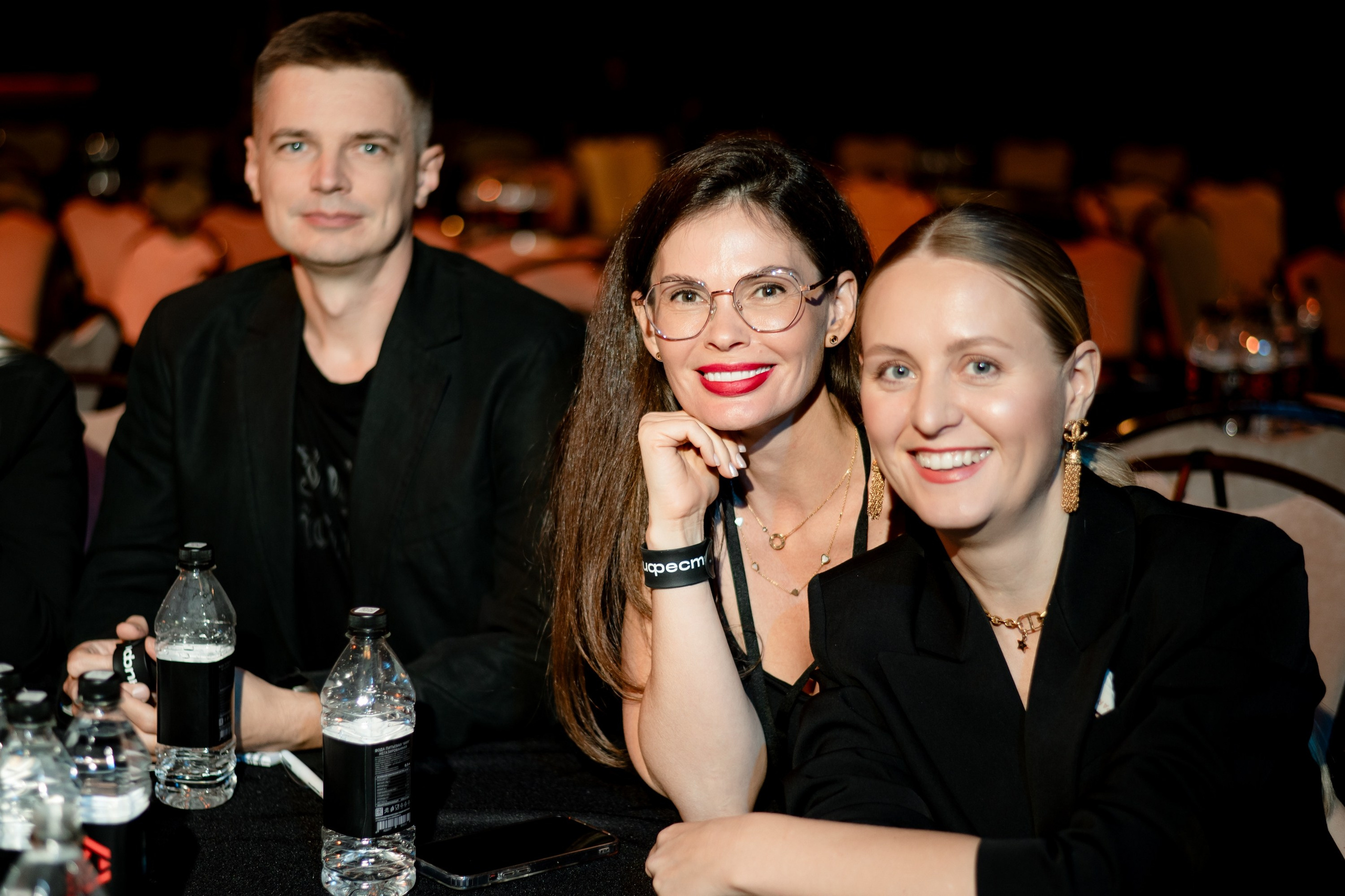 Манифестор. Фотограф в Москве. Антон S