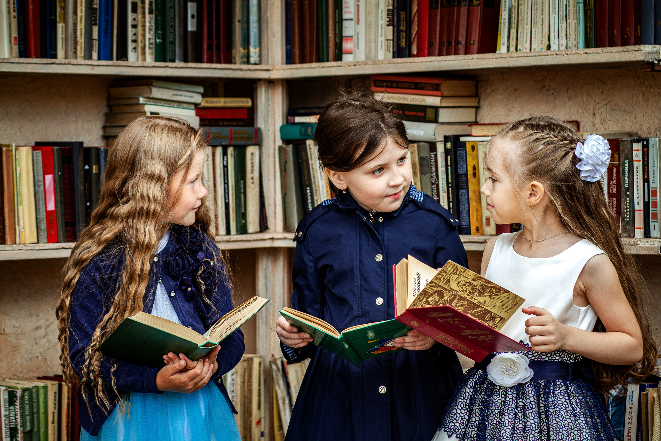 <title> Выпускной альбом Чита, Школа Чита, детский сад Чита,живоефото. Фотограф Григорьева Ольга. Портретная, семейная съёмка, Love Stori, видеосъёмка в городе Чита. Выпускные альбомы, фотокниги