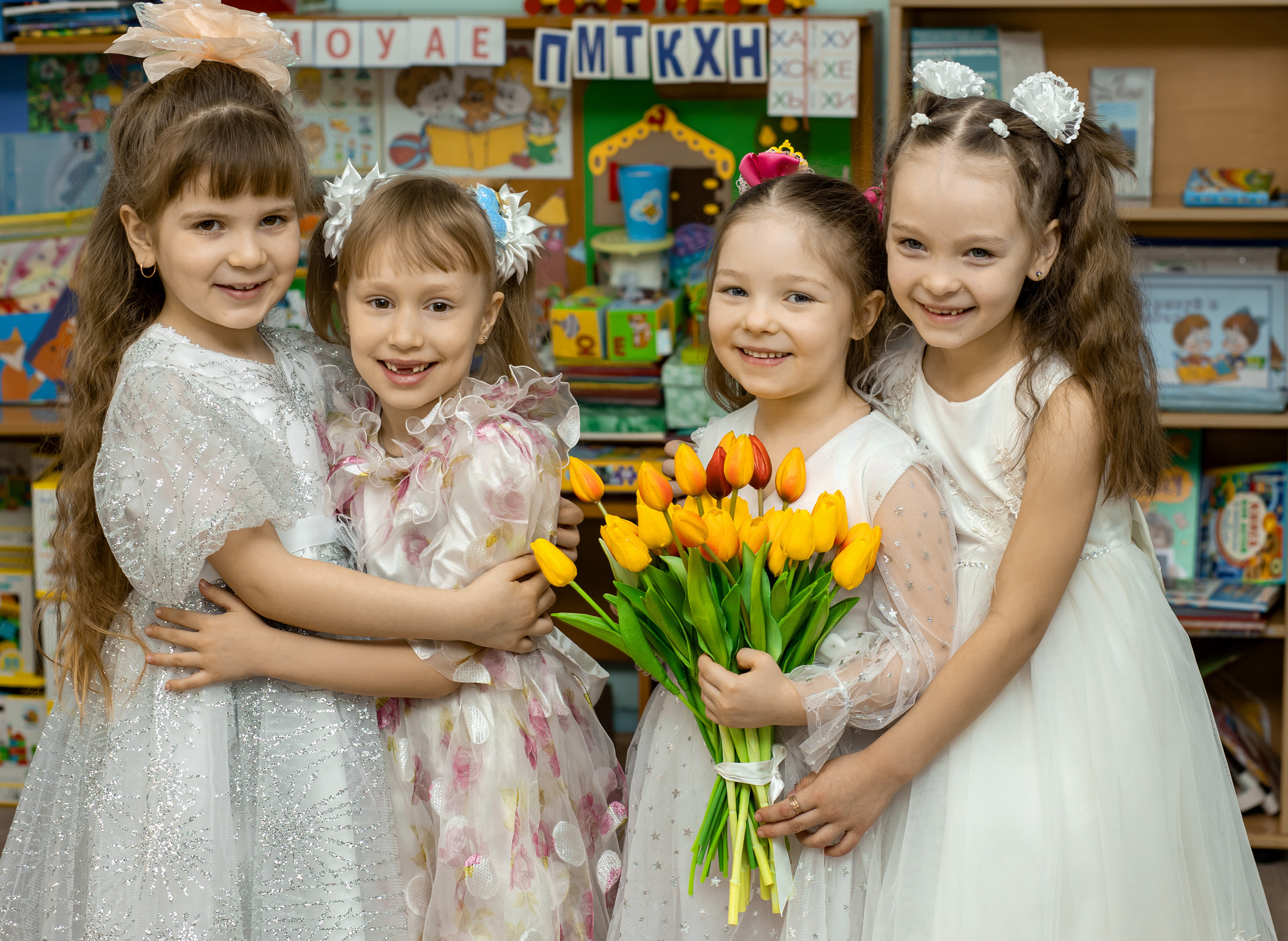 <title> Выпускной альбом Чита, Школа Чита, детский сад Чита,живоефото. Фотограф Григорьева Ольга. Портретная, семейная съёмка, Love Stori, видеосъёмка в городе Чита. Выпускные альбомы, фотокниги