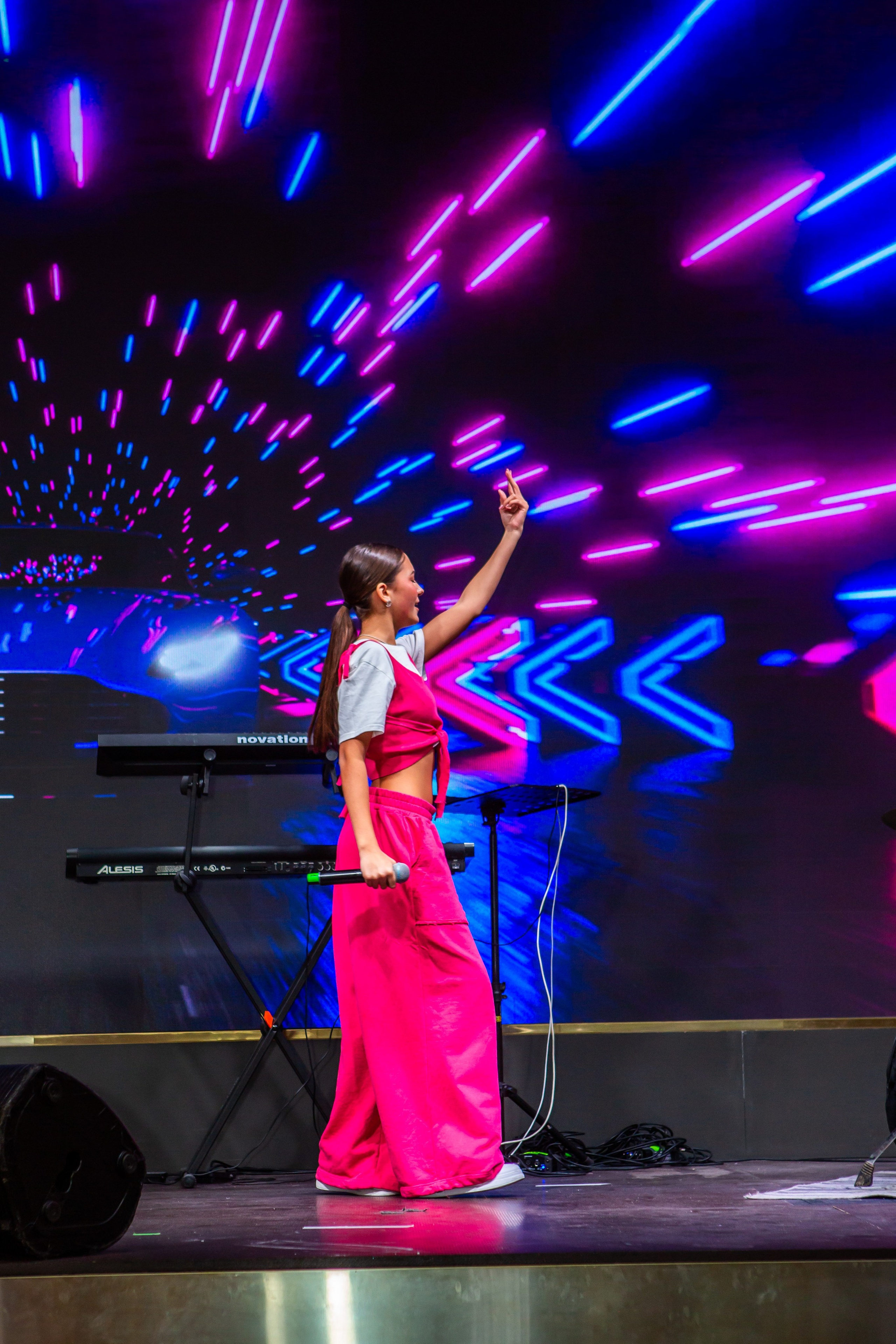 Показ-концерт детского модельного агентства SAYMYNAME. Репортажный, семейный, свадебный, портретный фотограф