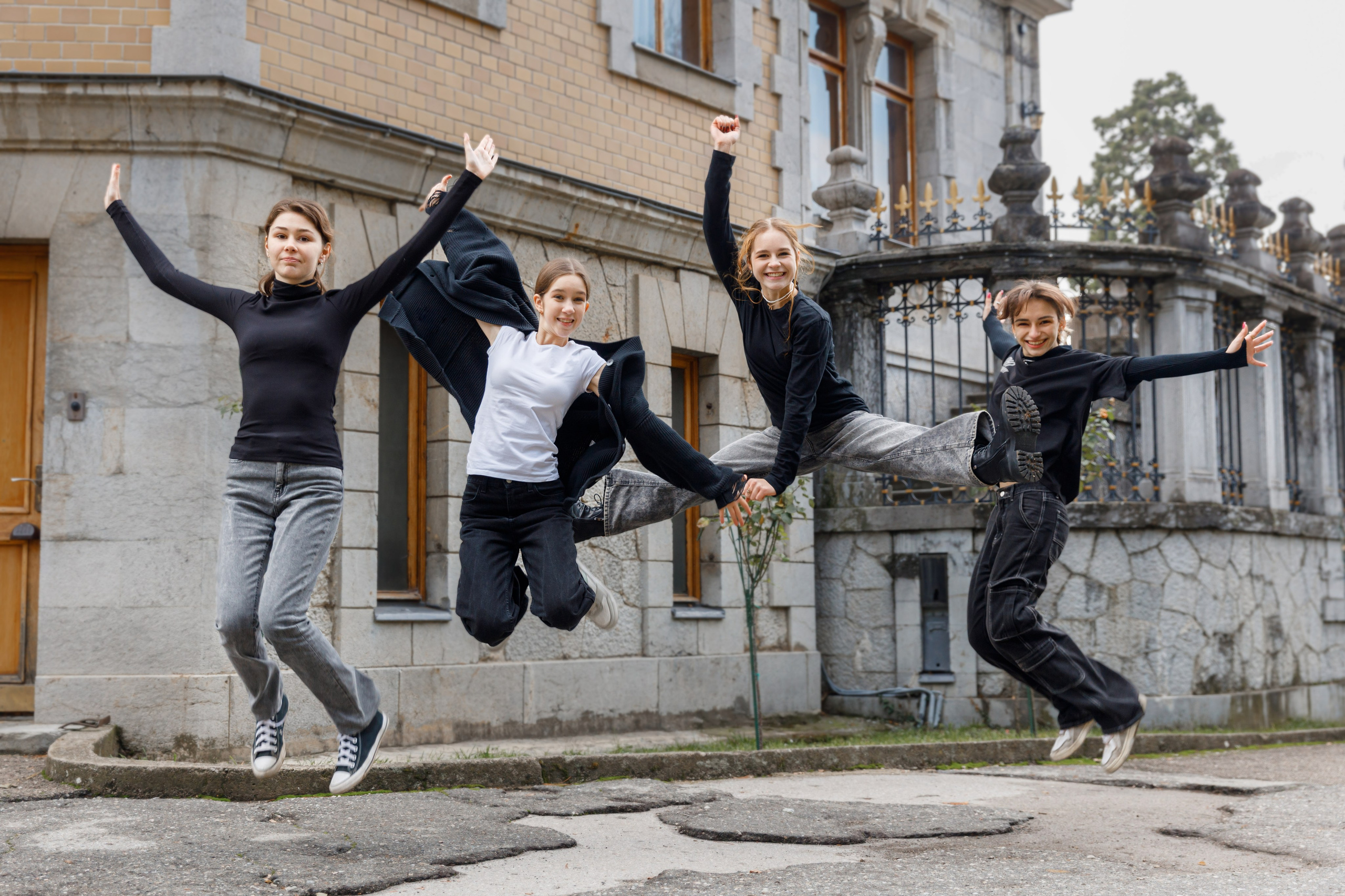 Массандровский дворец. ВЫПУСКНЫЕ АЛЬБОМЫ & ДЕТСКИЕ ФОТОПРОЕКТЫ | ФОТОlike_Крым