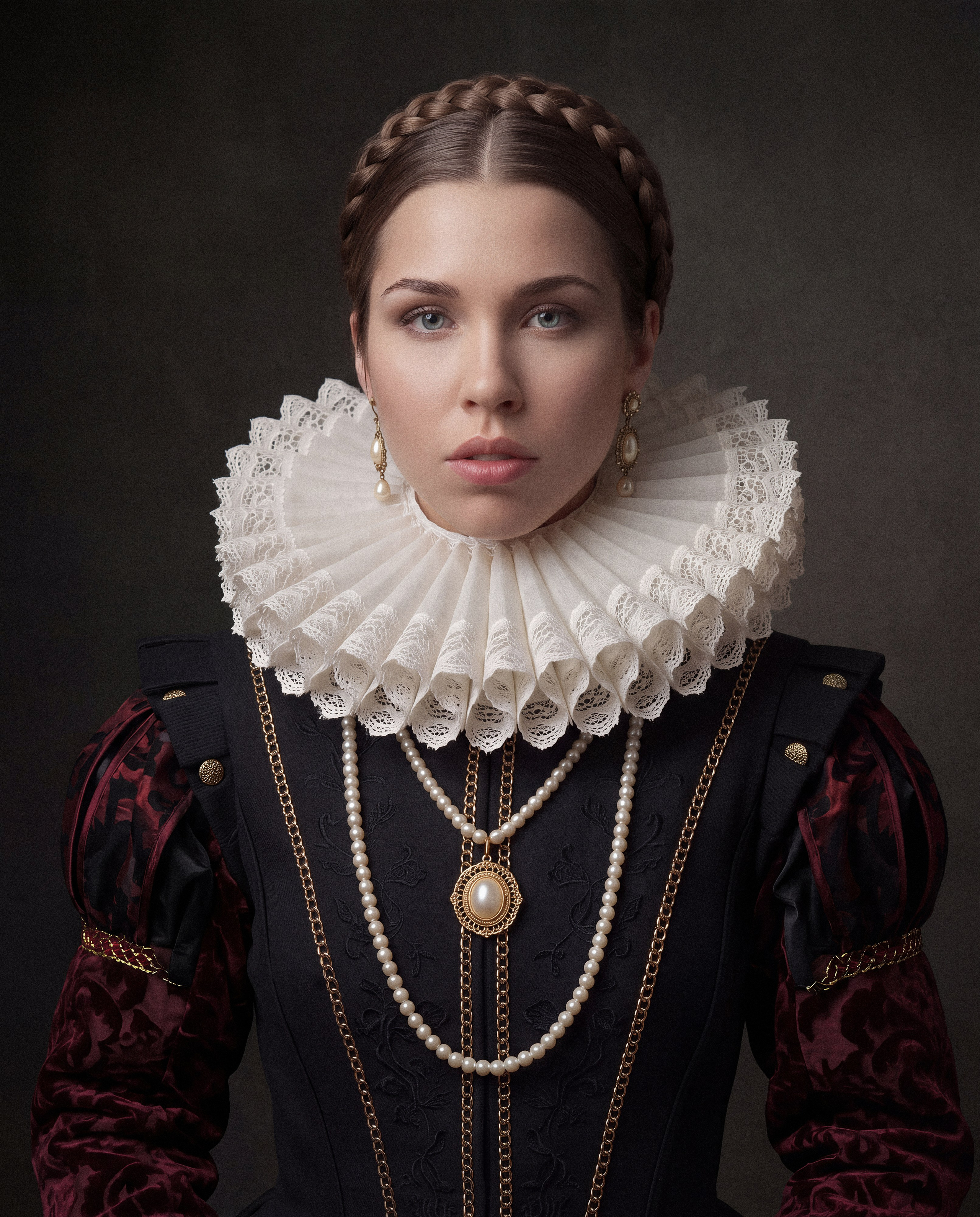 Аристократический женский портрет — художественная фотосессия в стиле Возрождения, Санкт-Петербург. Сергей Горшенин, фотограф в Санкт-Петербурге