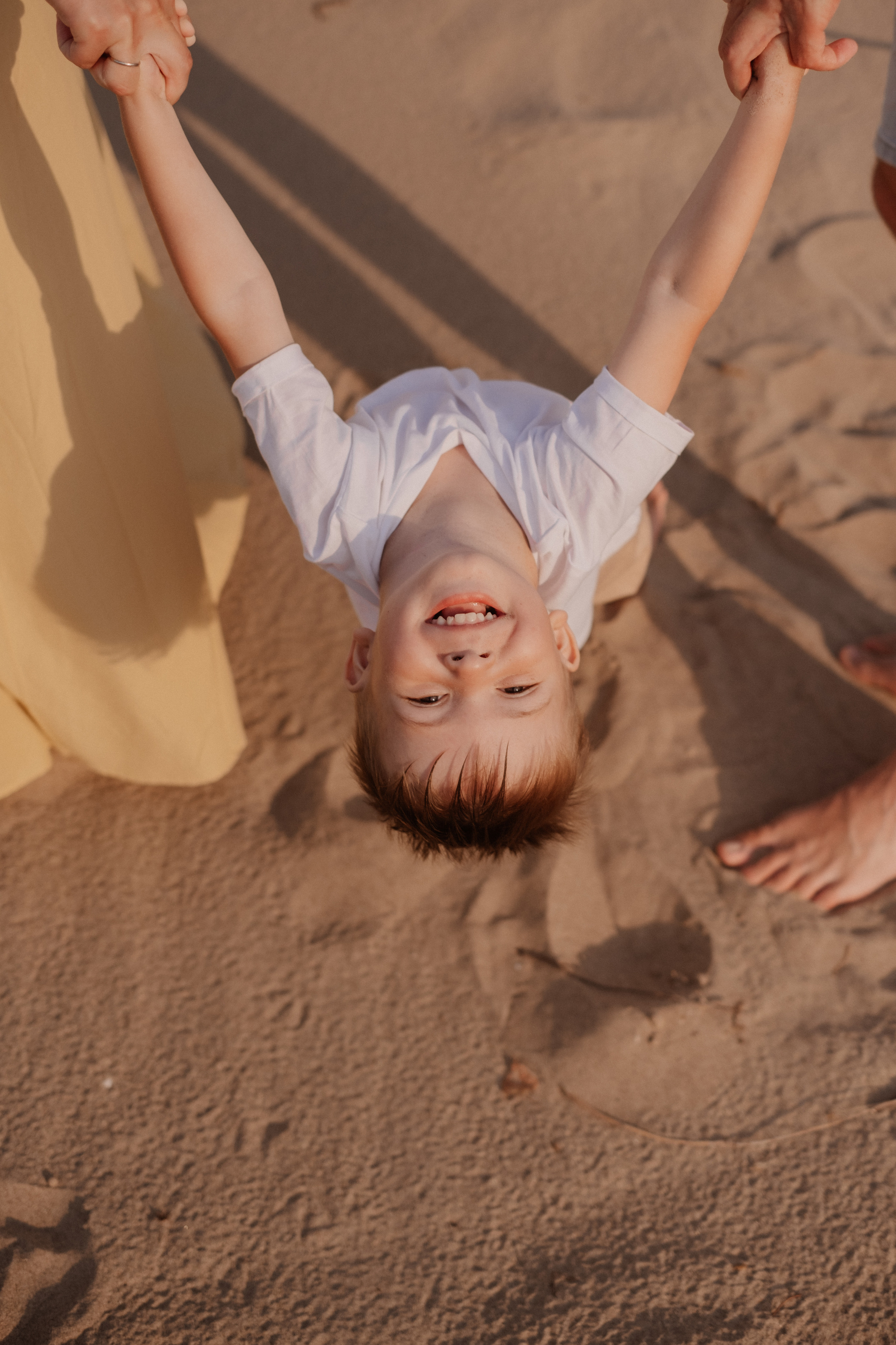 Пляжная фотосессия Любовь + Дима + Тима. Свадебный и семейный фотограф г. Волгоград Биленко Ангелина
