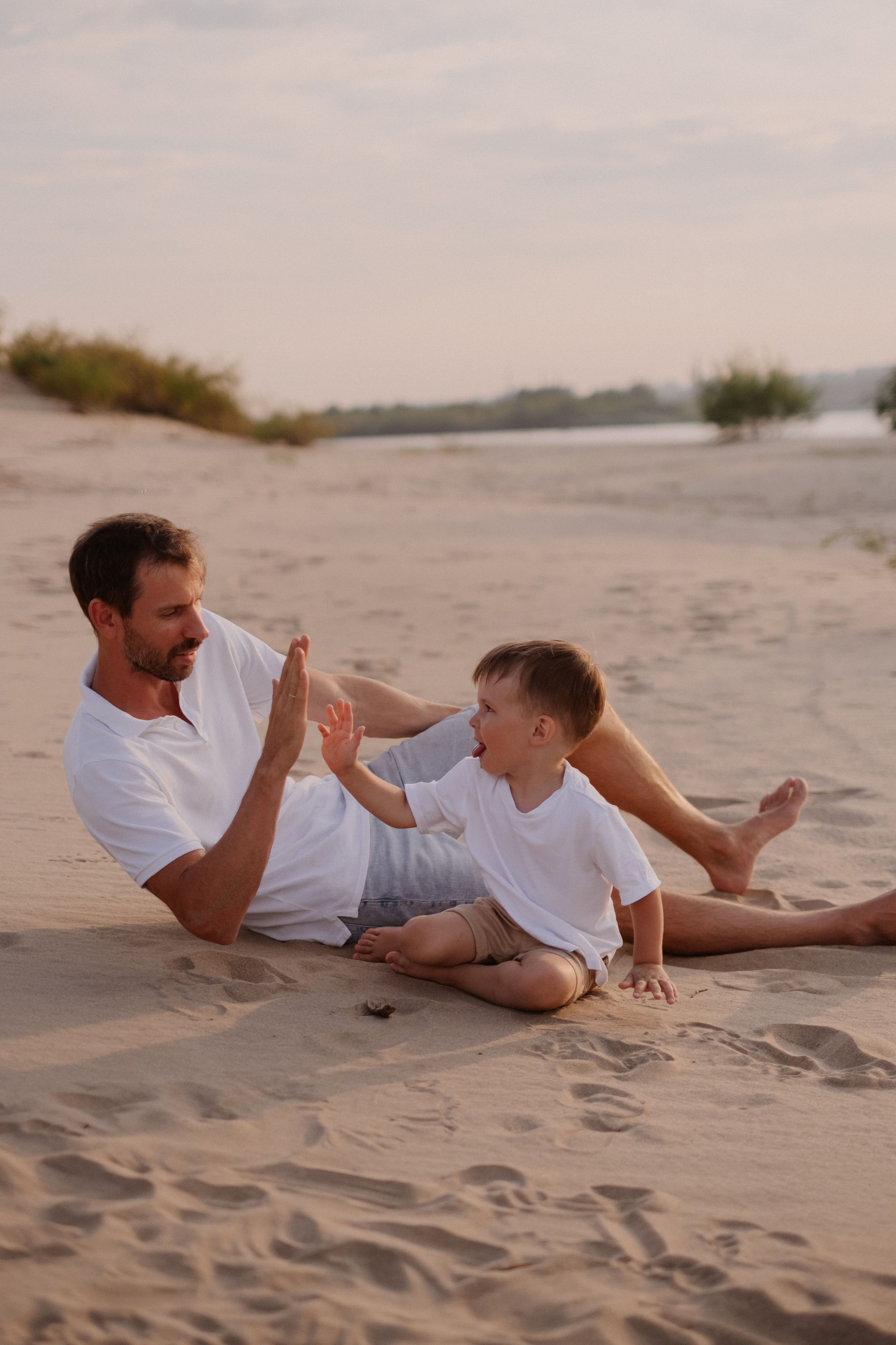 Пляжная фотосессия Любовь + Дима + Тима. Свадебный и семейный фотограф г. Волгоград Биленко Ангелина