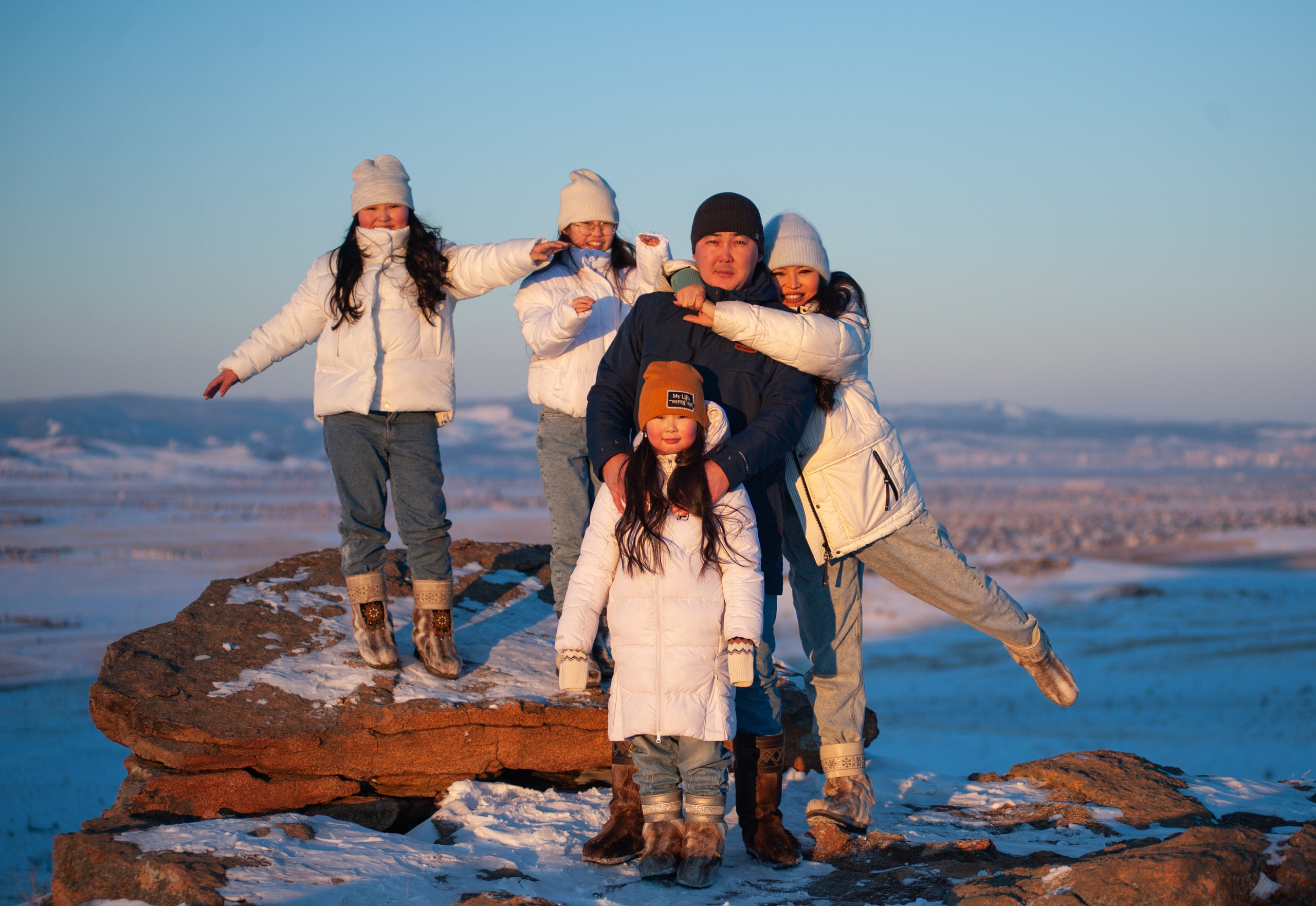 Тапхар с Лией. Андреева Александра фотограф в г. Улан-Удэ