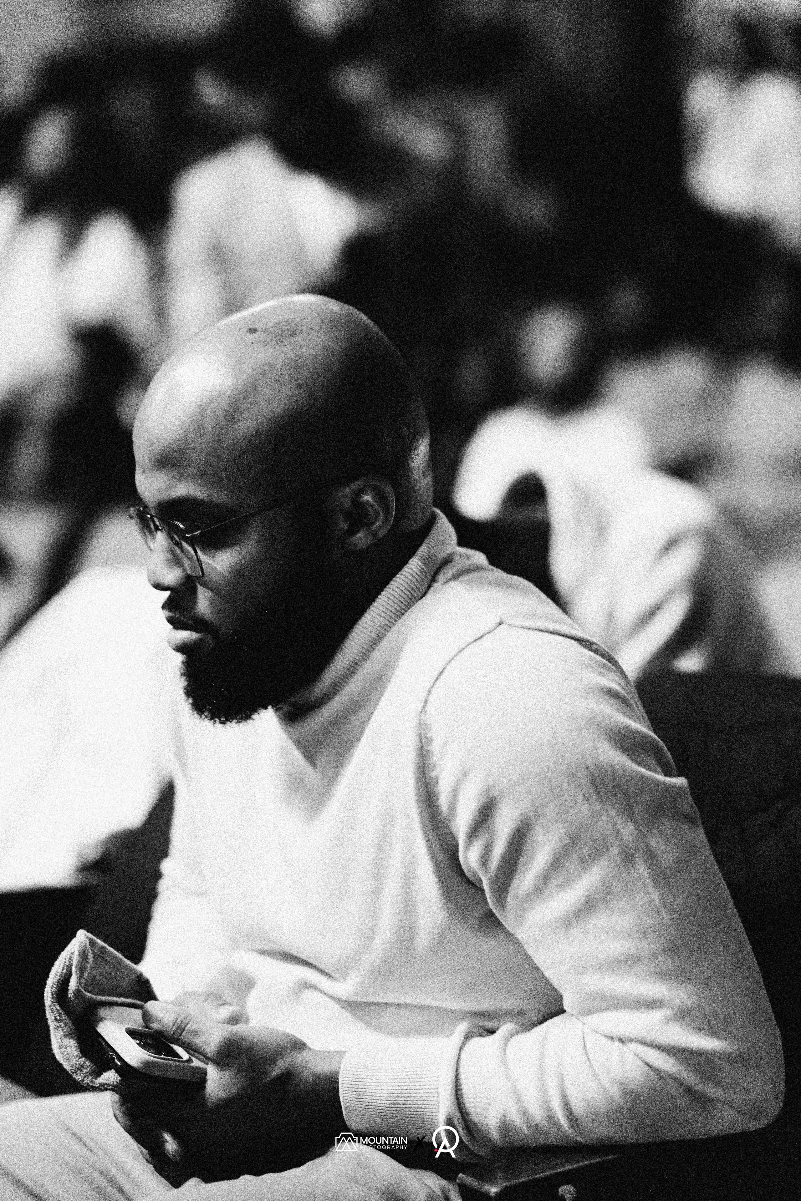 One Audience Gospel concert With Prospa Ochimana. Я занимаюсь событийной, свадебной, товарной, студийной… фотографией