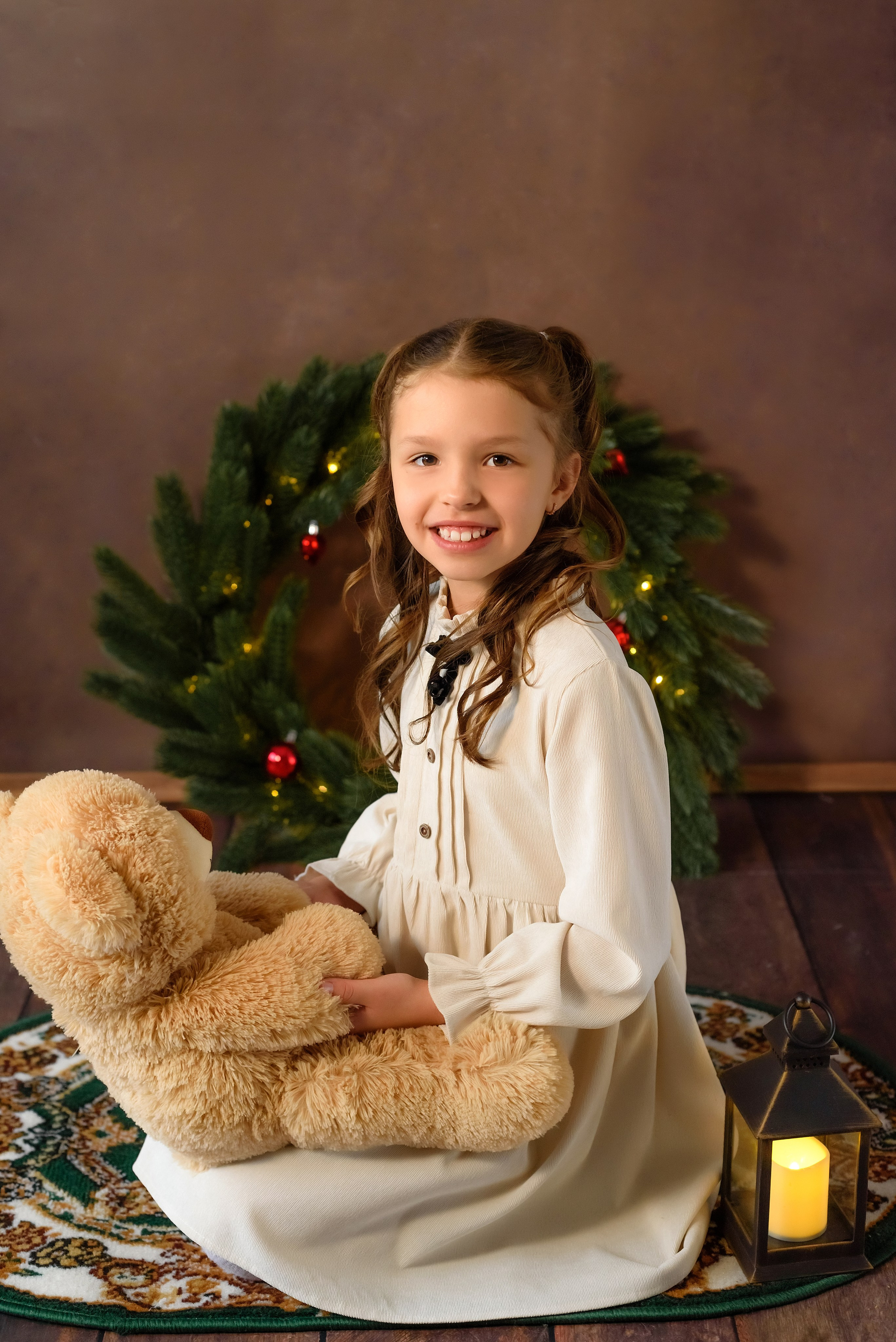 Новогодняя фотосессия «Красные ягоды» Полина и Инна. Детский Фотограф |Фотограф на годик в Брянске Ирина Романова