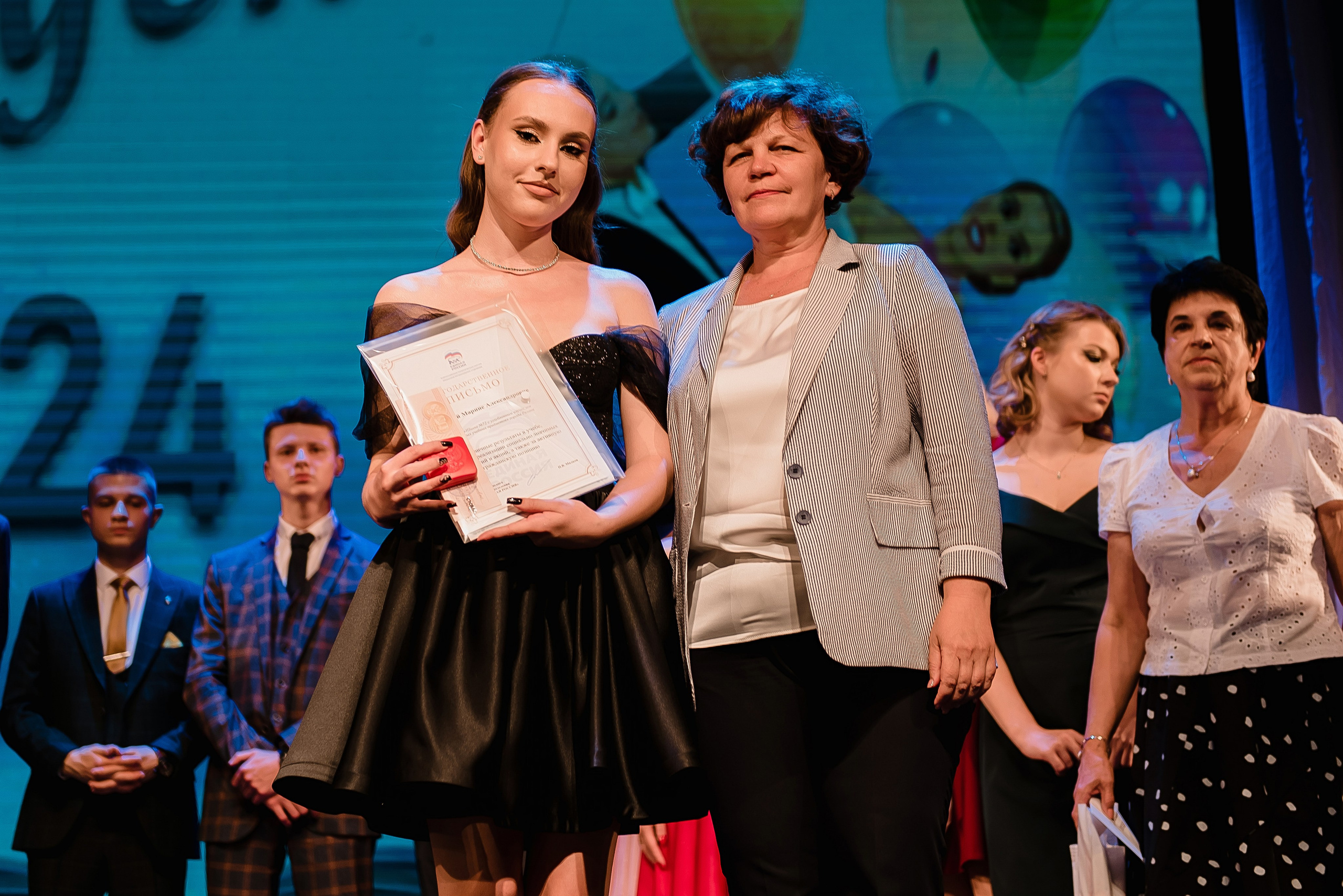 Выпускной школа 2024. Фотограф Рязань. Дарья Дмитриева