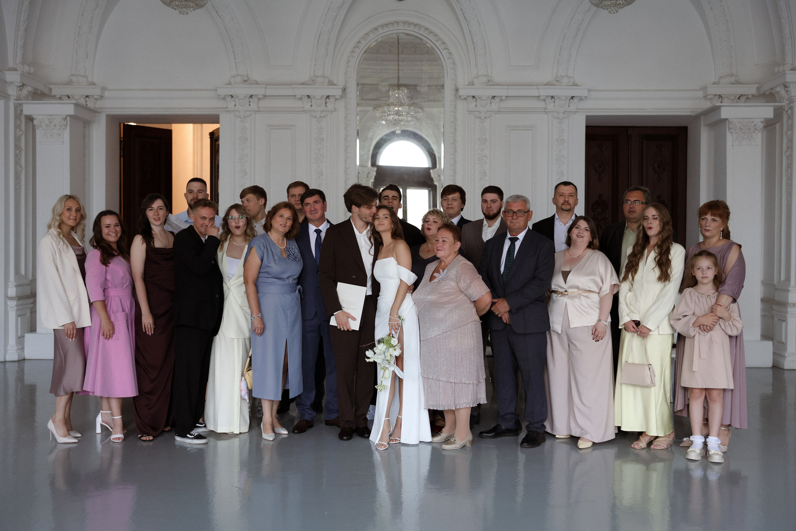 «Я люблю тебя просто так» — Евгения и Влад. Свадебный и семейный фотограф в Москве Ломова Ирина