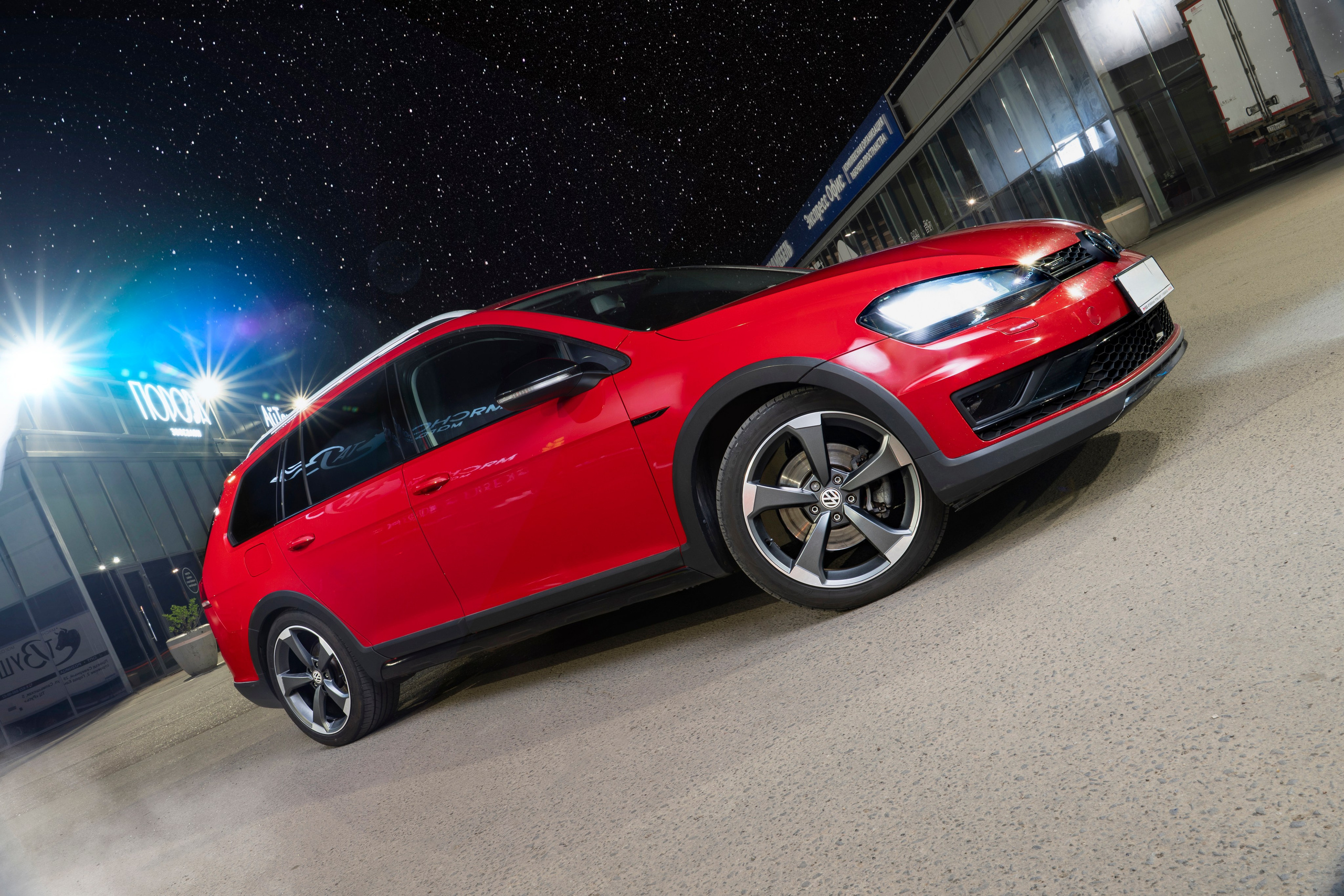 VW Golf+ Alltrack. Автомобильный фотограф в Санкт Петербурге. Евгений Коновалов