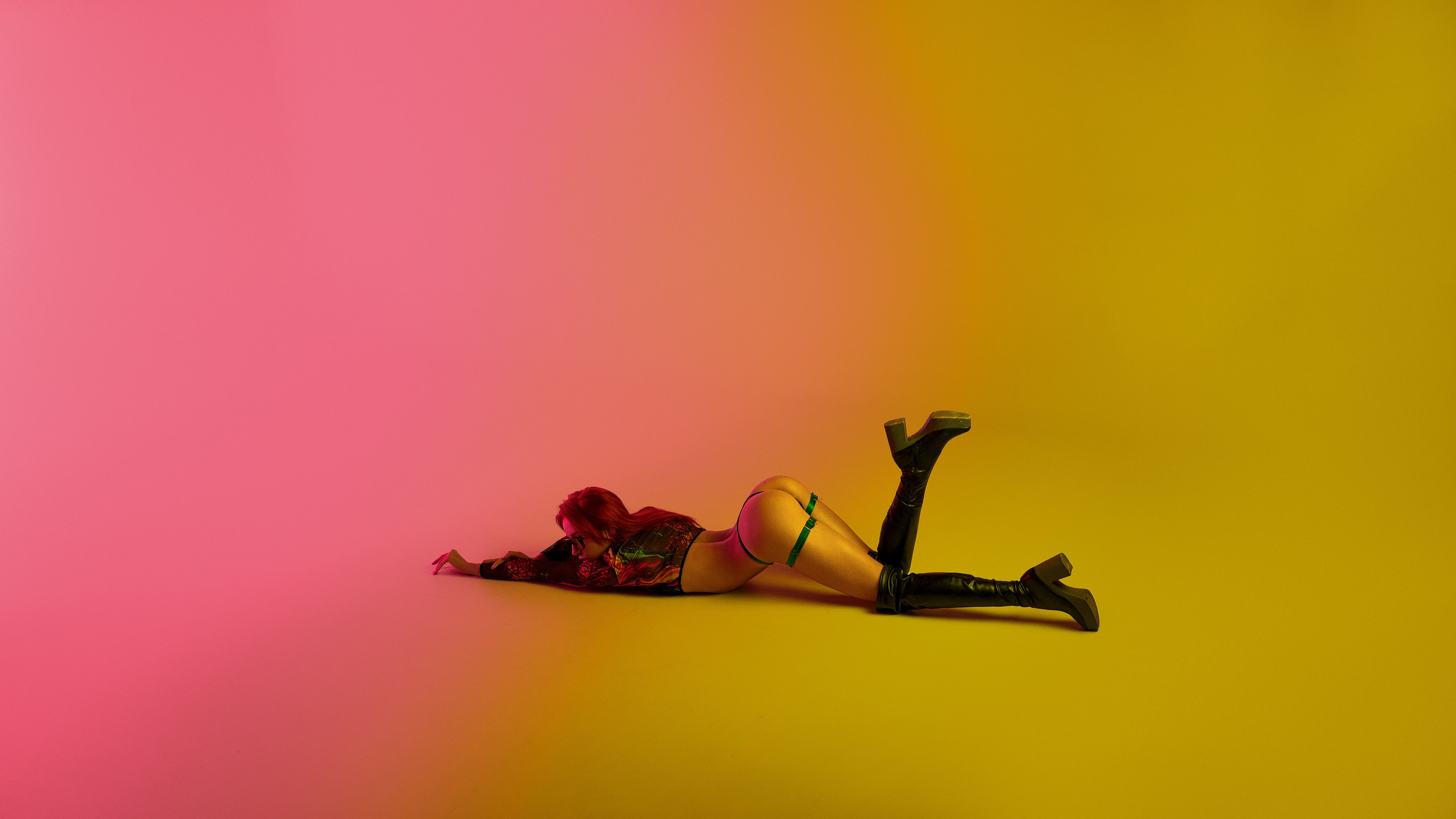 INDOORS. Semenyakov — фотограф Красноярск