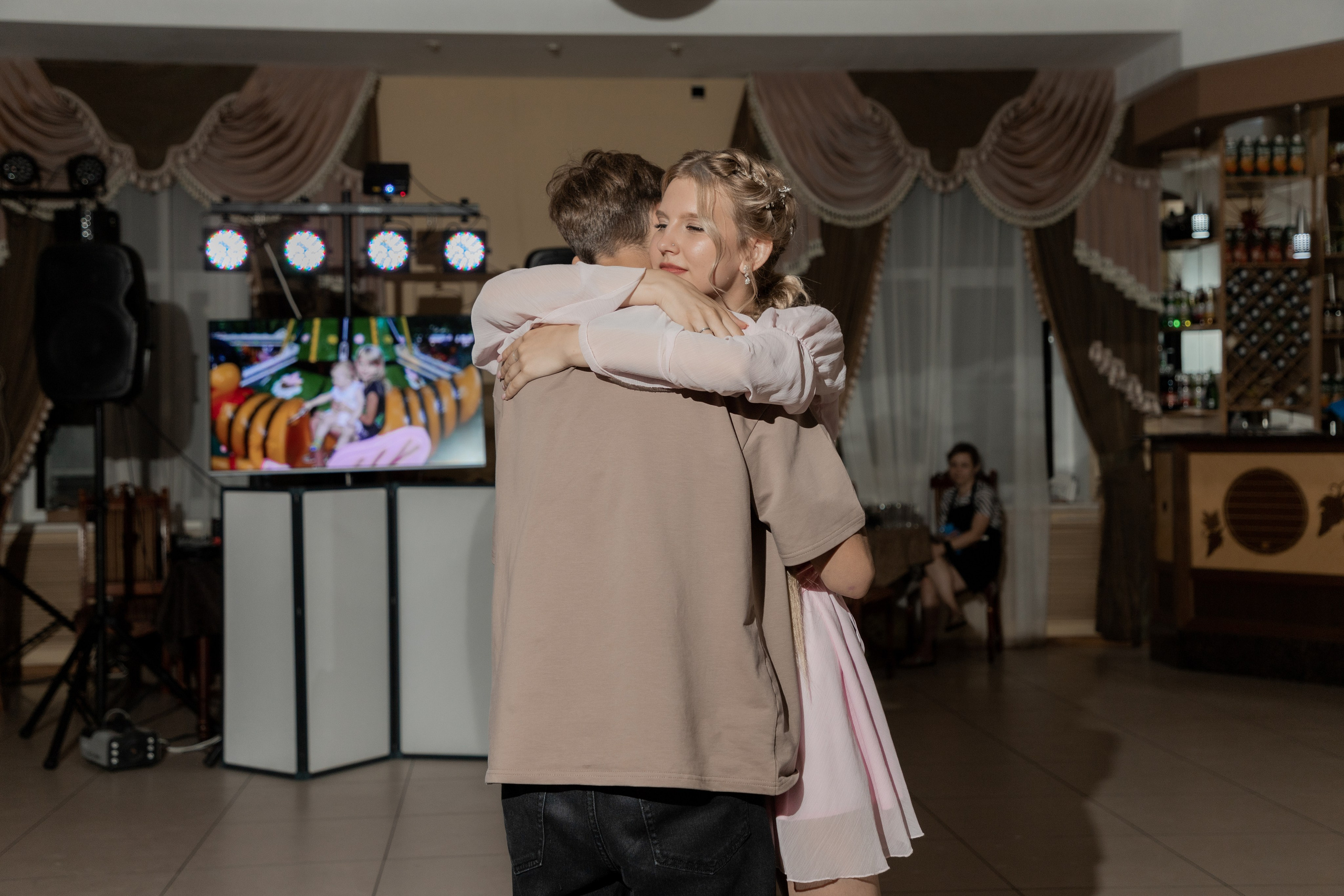 Роман и Александра (банкет). Свадебный фотограф Ангелина Сунгатулина | Саратов | Балаково | Вольск