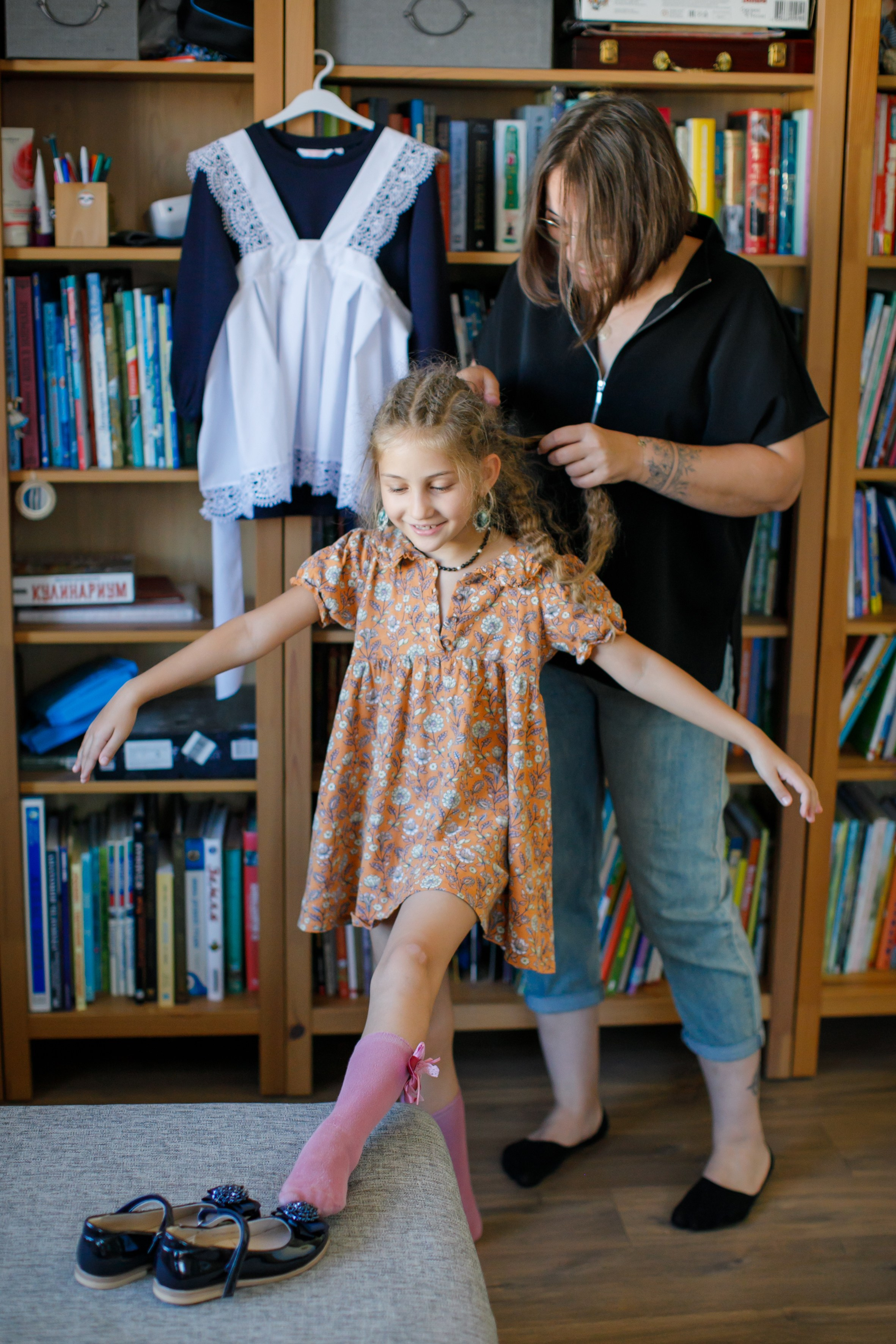 Первоклашка. Как Нюсю в школу провожали. Школьные альбомы, Семейные съемки, Портреты, Фотограф Елена Кузнецова