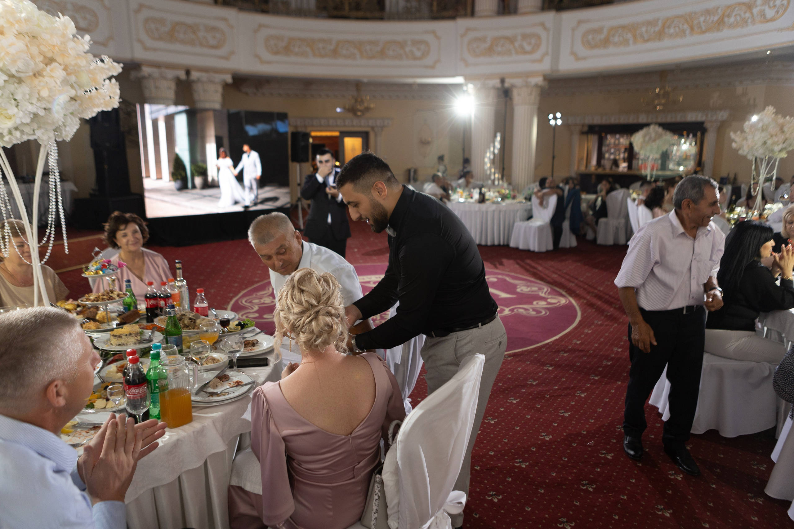 Свадебный фотограф Уфа — Руслан ГабдлисламовЖивые эмоции, красивые кадры, воспоминания на всю жизнь.Работаю по всей Республике Башкортоста. Свадебный фотограф Уфа Руслан Габдлисламов