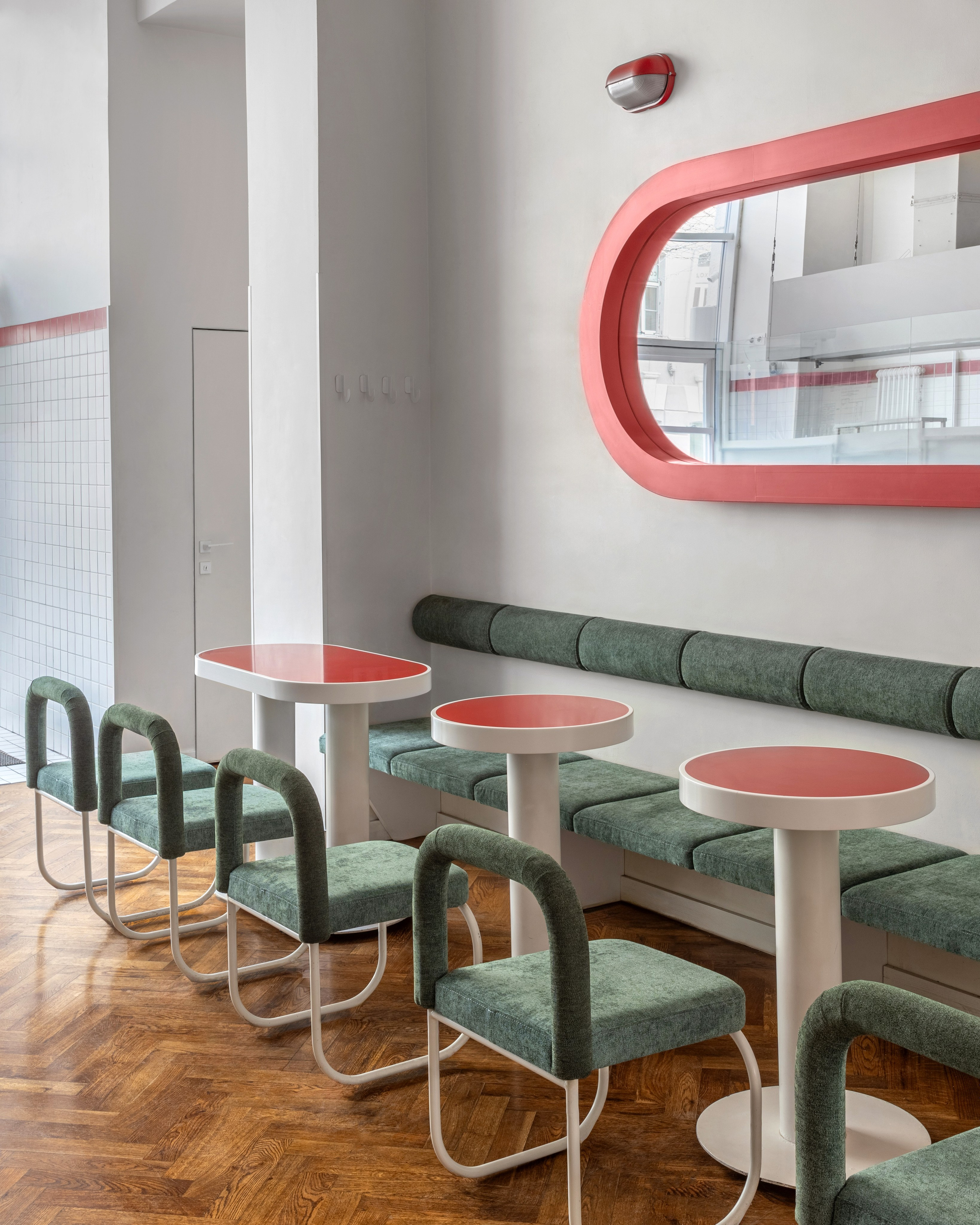 Интерьерная фотосъемка лапшичной Совок в Нижнем Новгороде. Интерьерный фотограф в Нижнем Новгороде и Москве Владимир Гудков