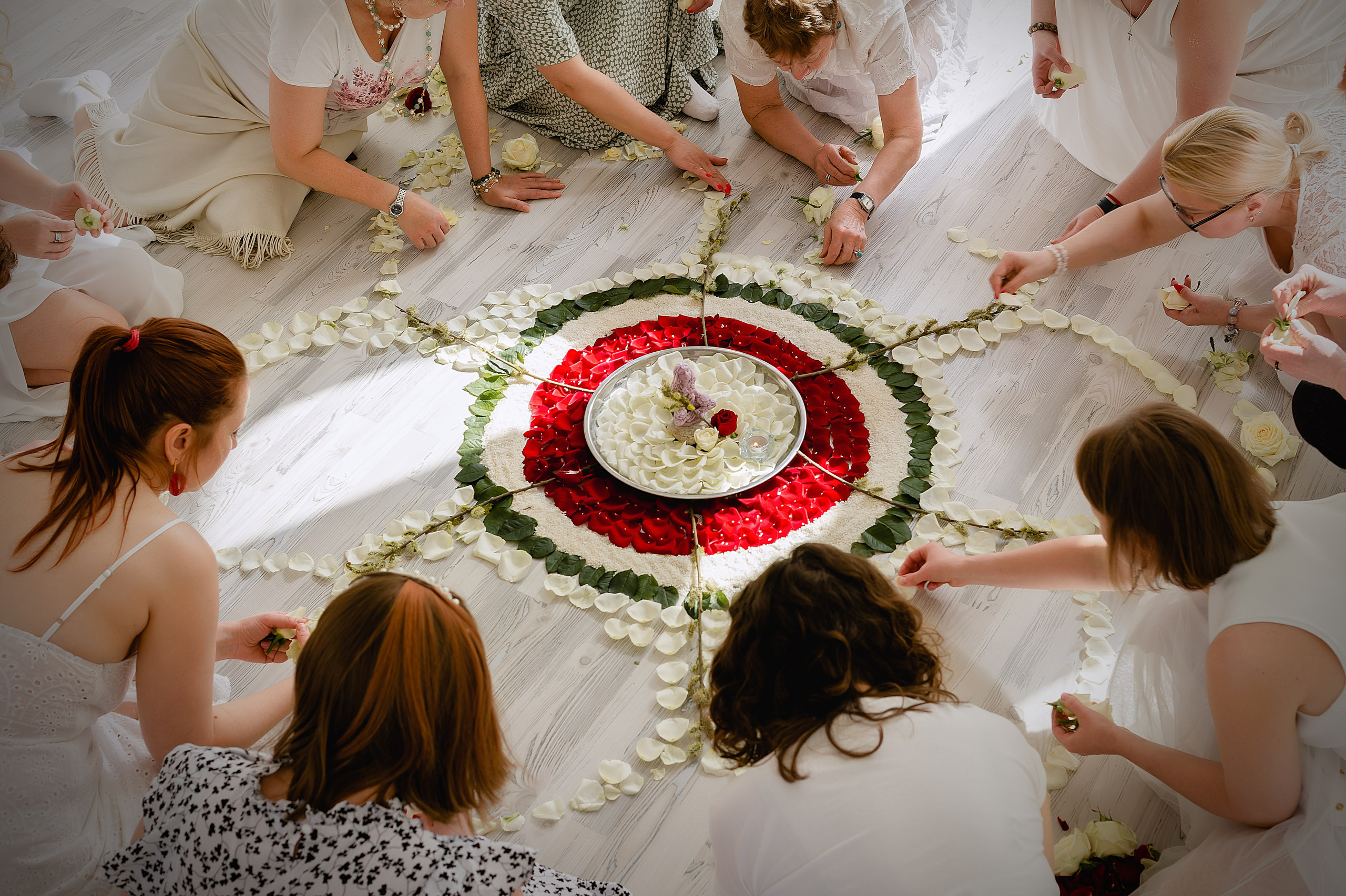 Фотограф женских кругов, ретритов, встреч и практик