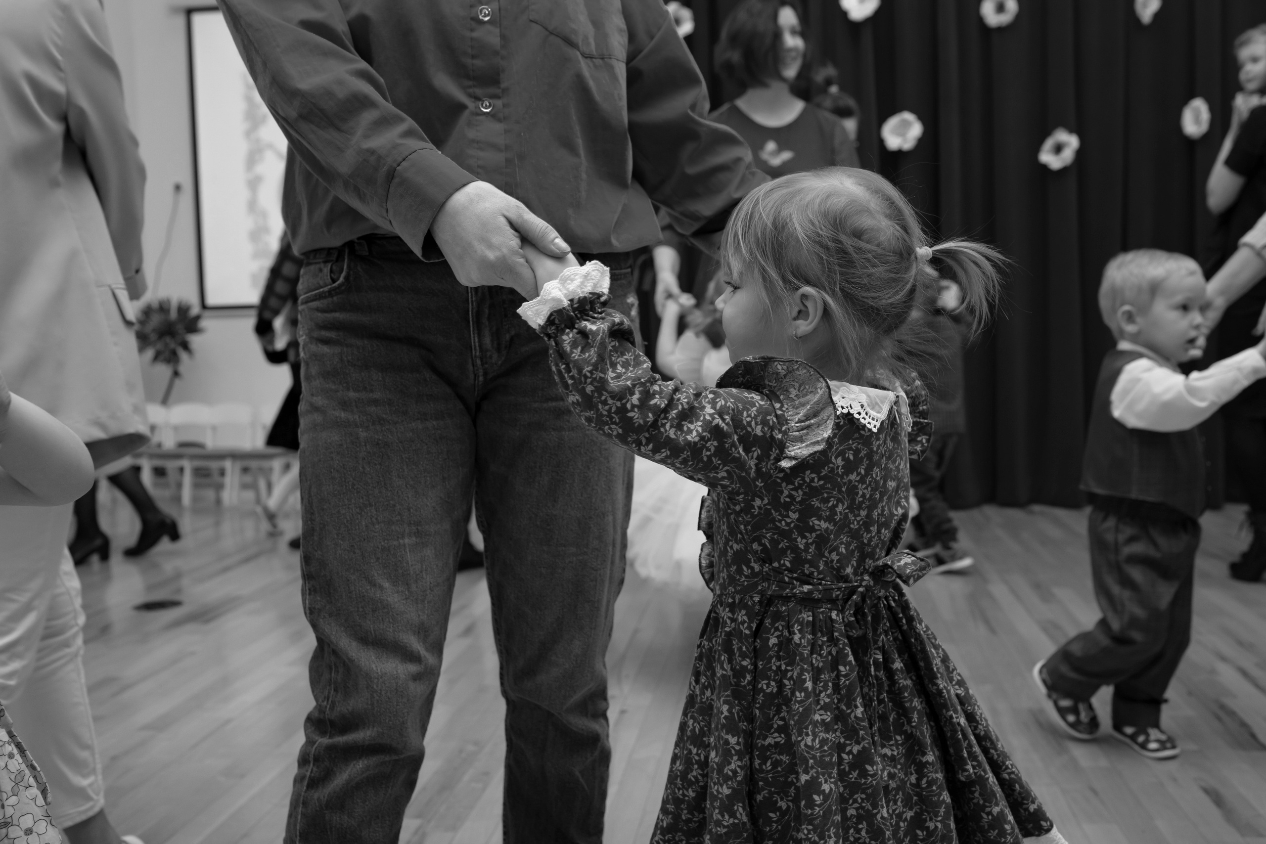 Праздник весны в детском саду. Семейный и детский фотограф в Москве Дорогова Екатерина