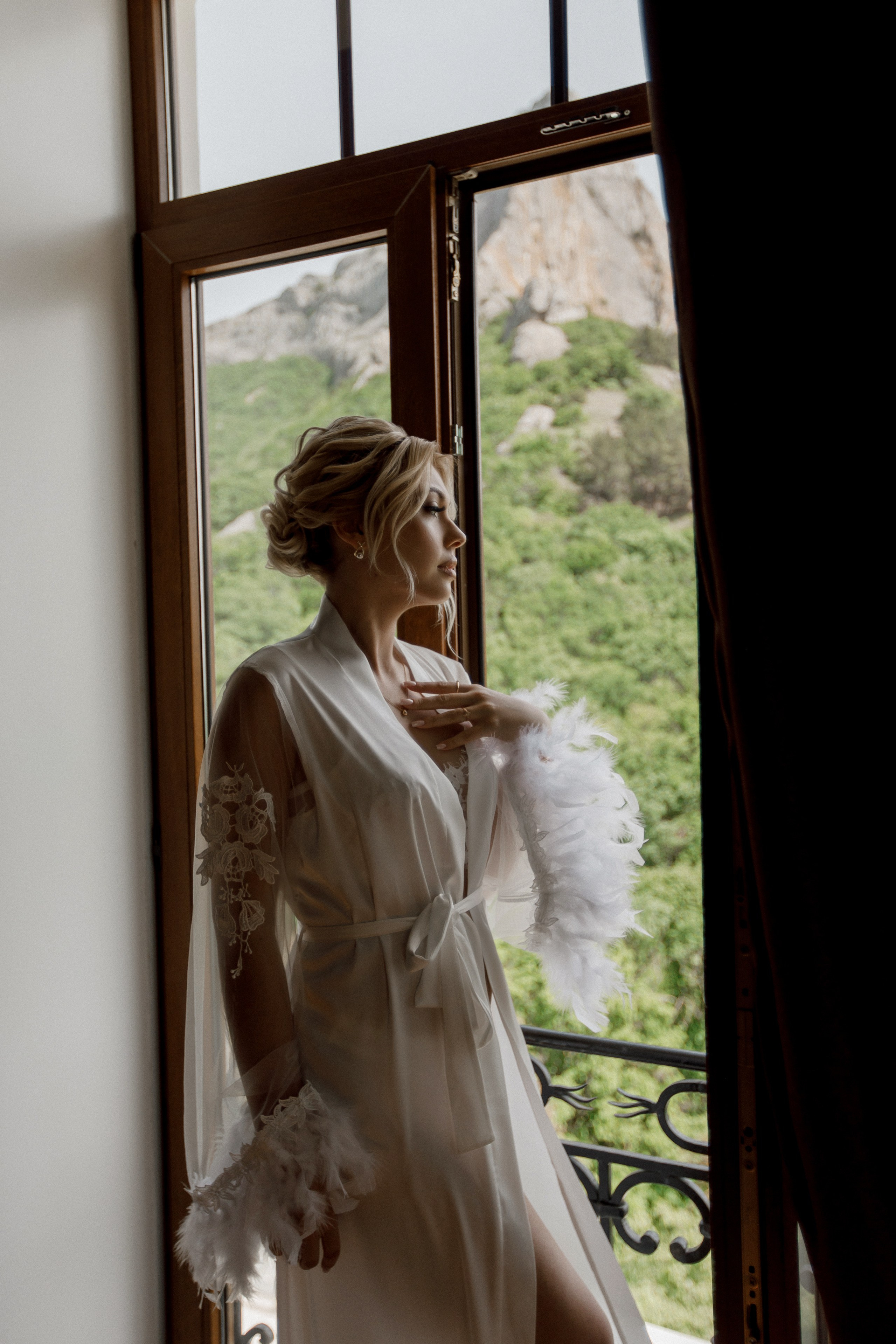 Денис и Алина. Белый замок. Фотограф Анна Лейман. Севастополь