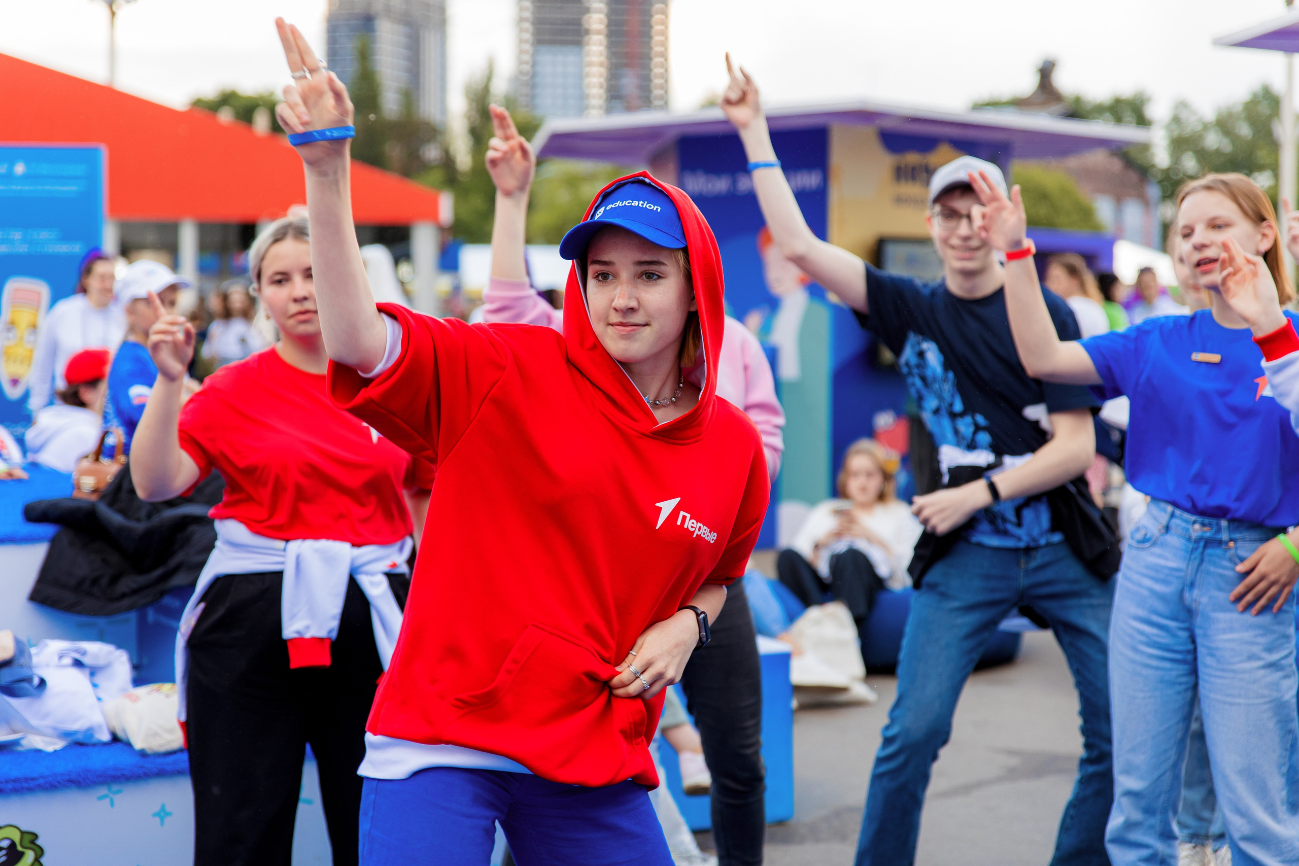 ВК Сферум | Фестиваль «Движение первых». Репортажный фотограф Семён Борисов | Москва