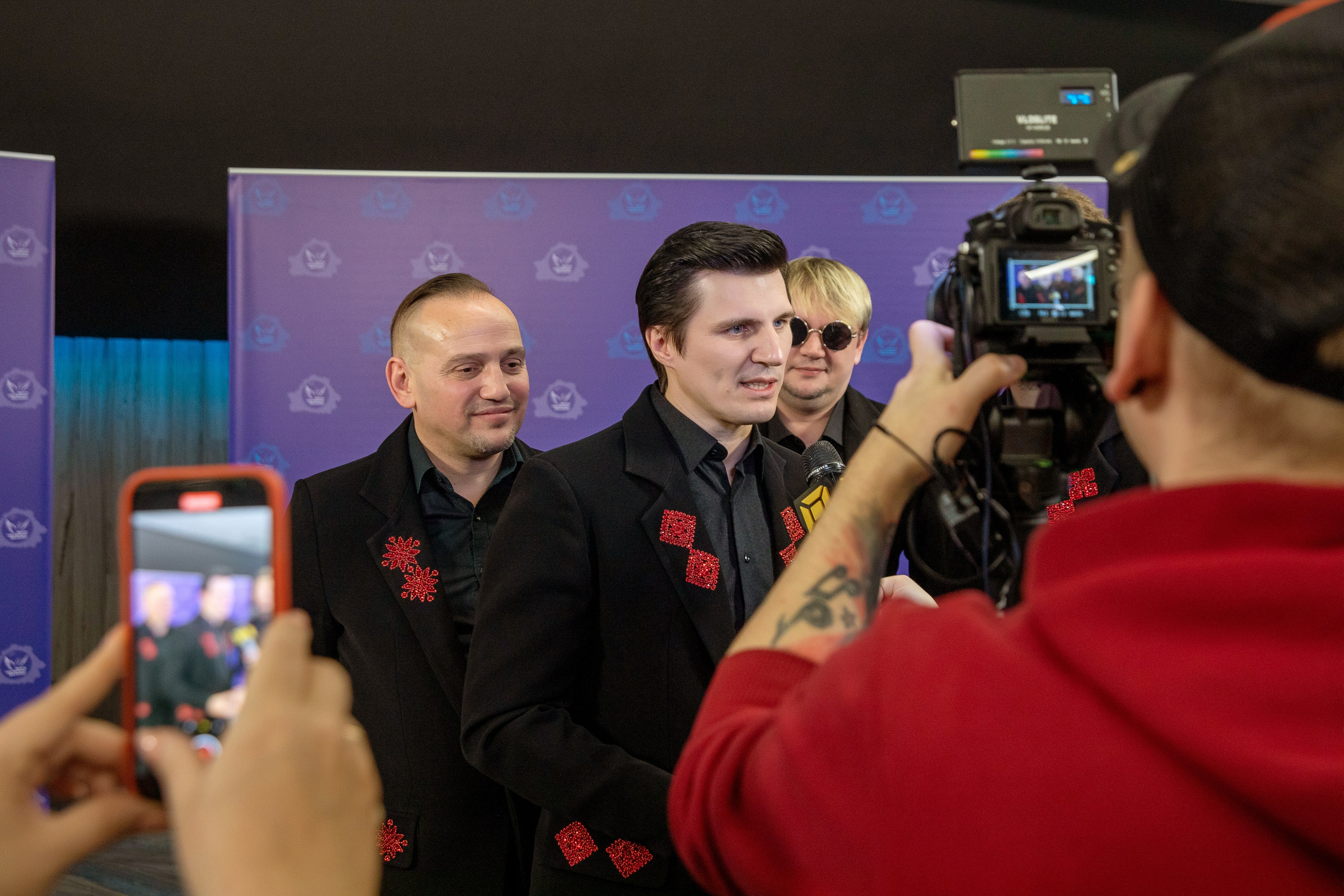 Земля под белыми крыльями. Москва. Жанна Бакунович, ваш профессиональный фотограф в Минске