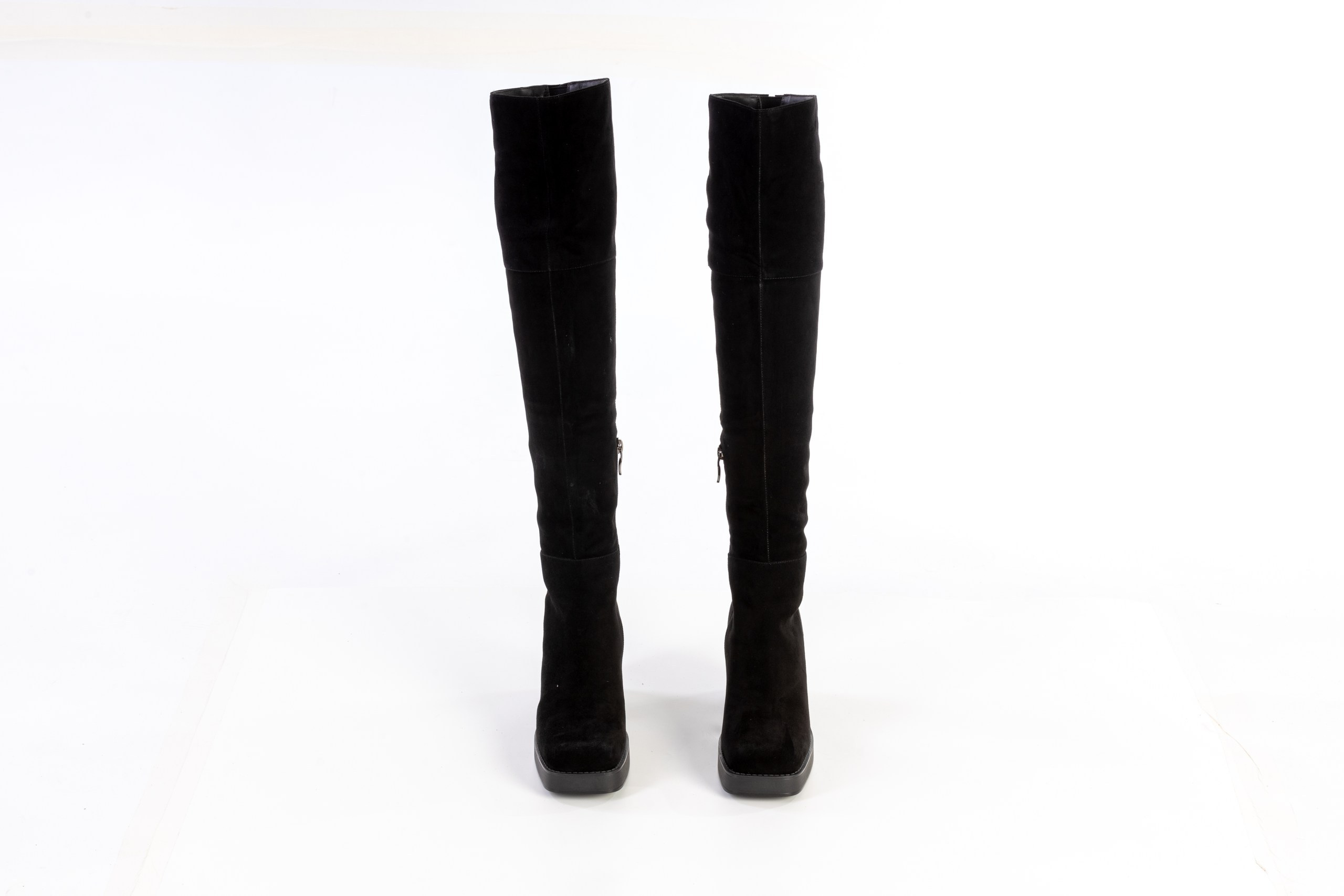 Зимняя обувь фотосъемка для маркетплейса. Фотограф в Туле Крупский АнДРей. Фотостудия «КАДР71» в Туле