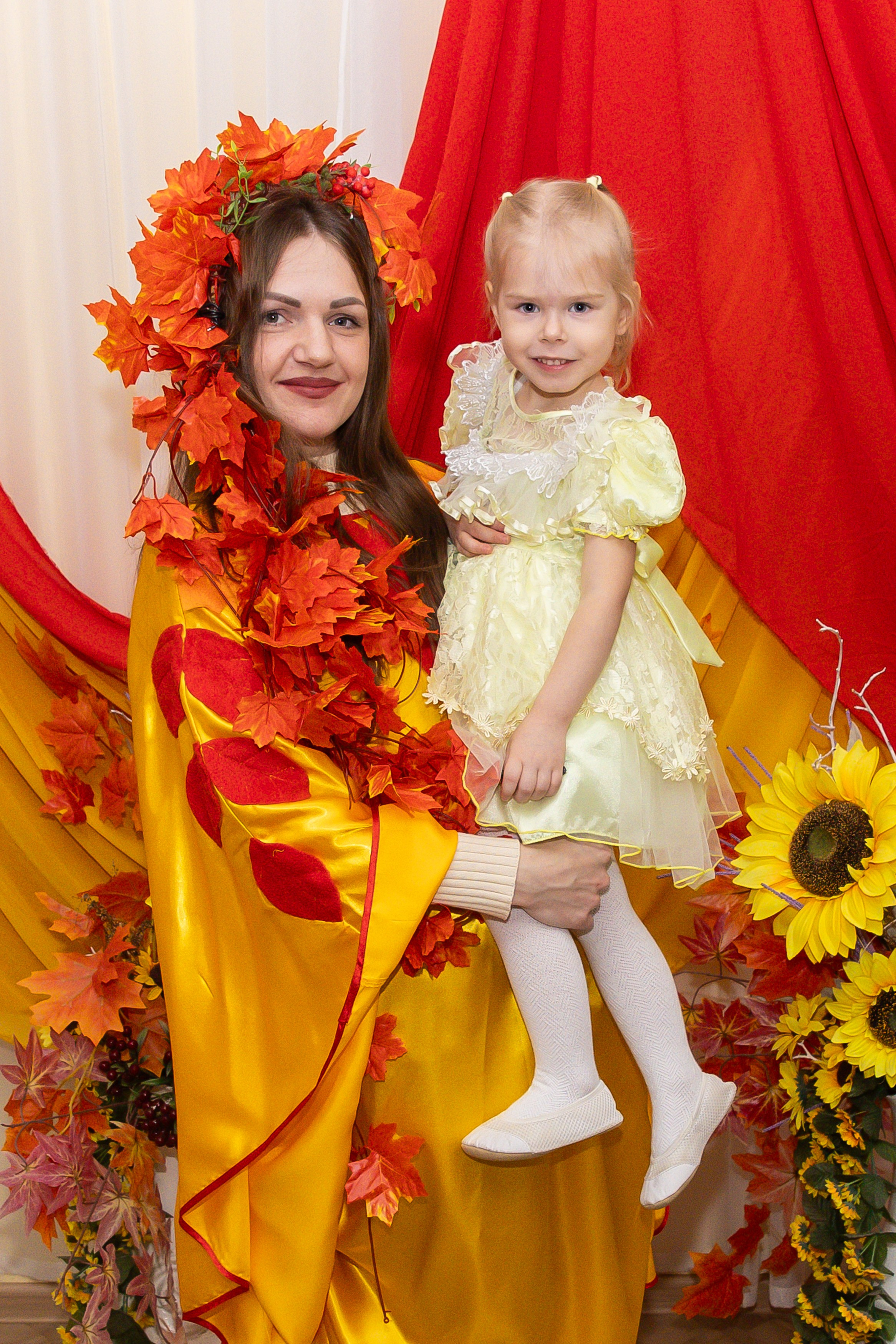 Фото и видео на выпускной в школе и детском саду. Свадебный, семейный видеограф и фотограф в Екатеринбурге Николай Рыков