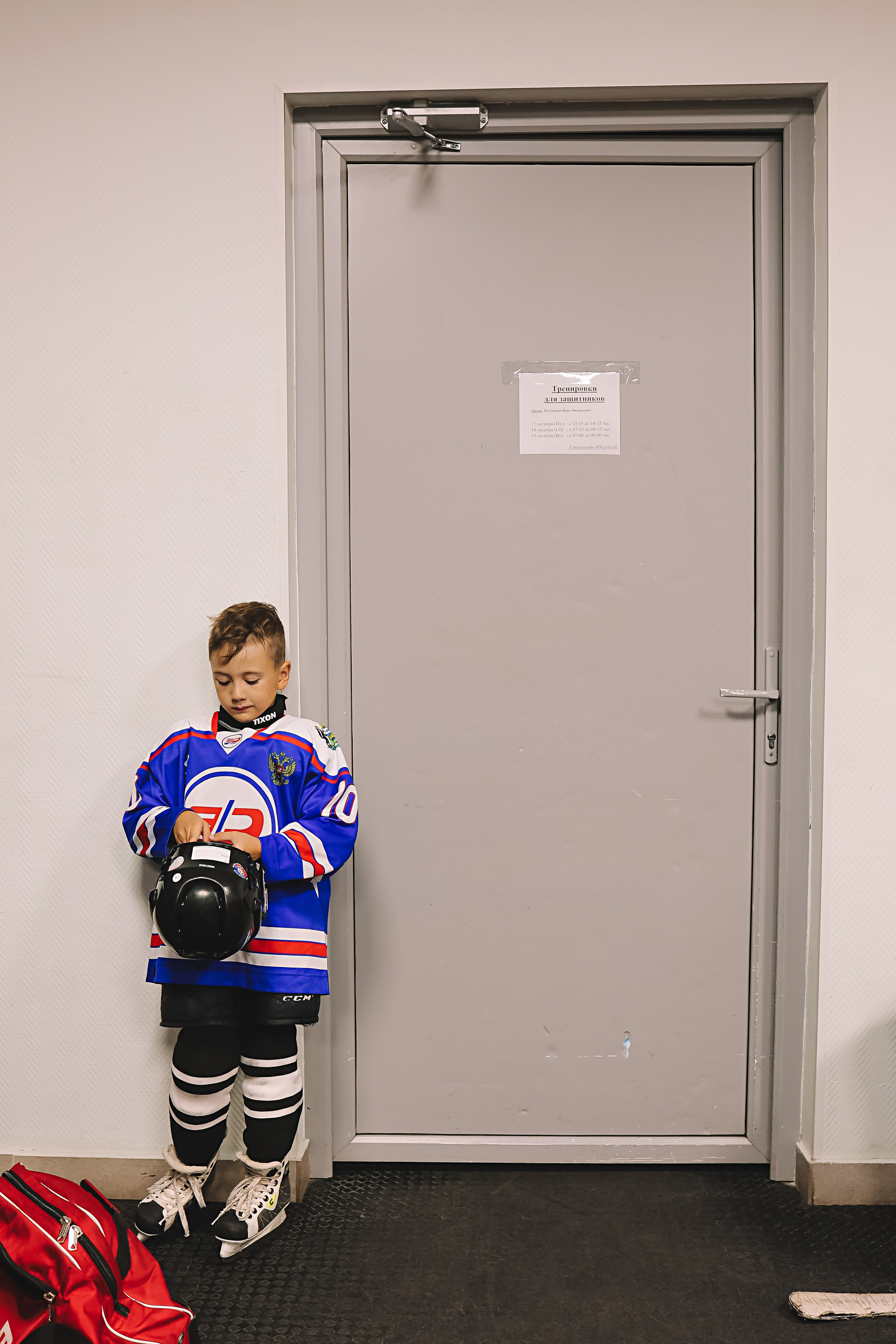 Хоккей тренировка. Семейный фотограф Тюмень, фотограф на роды Салмина Мария