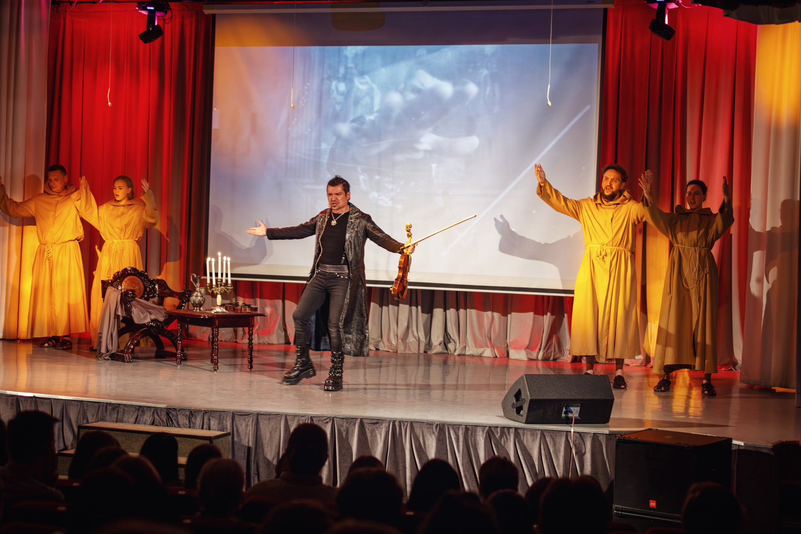 Мюзикл. Скрипка Паганини. Бэкстейдж. Фотограф портретист в Троицке и Москве Иван Парусиди