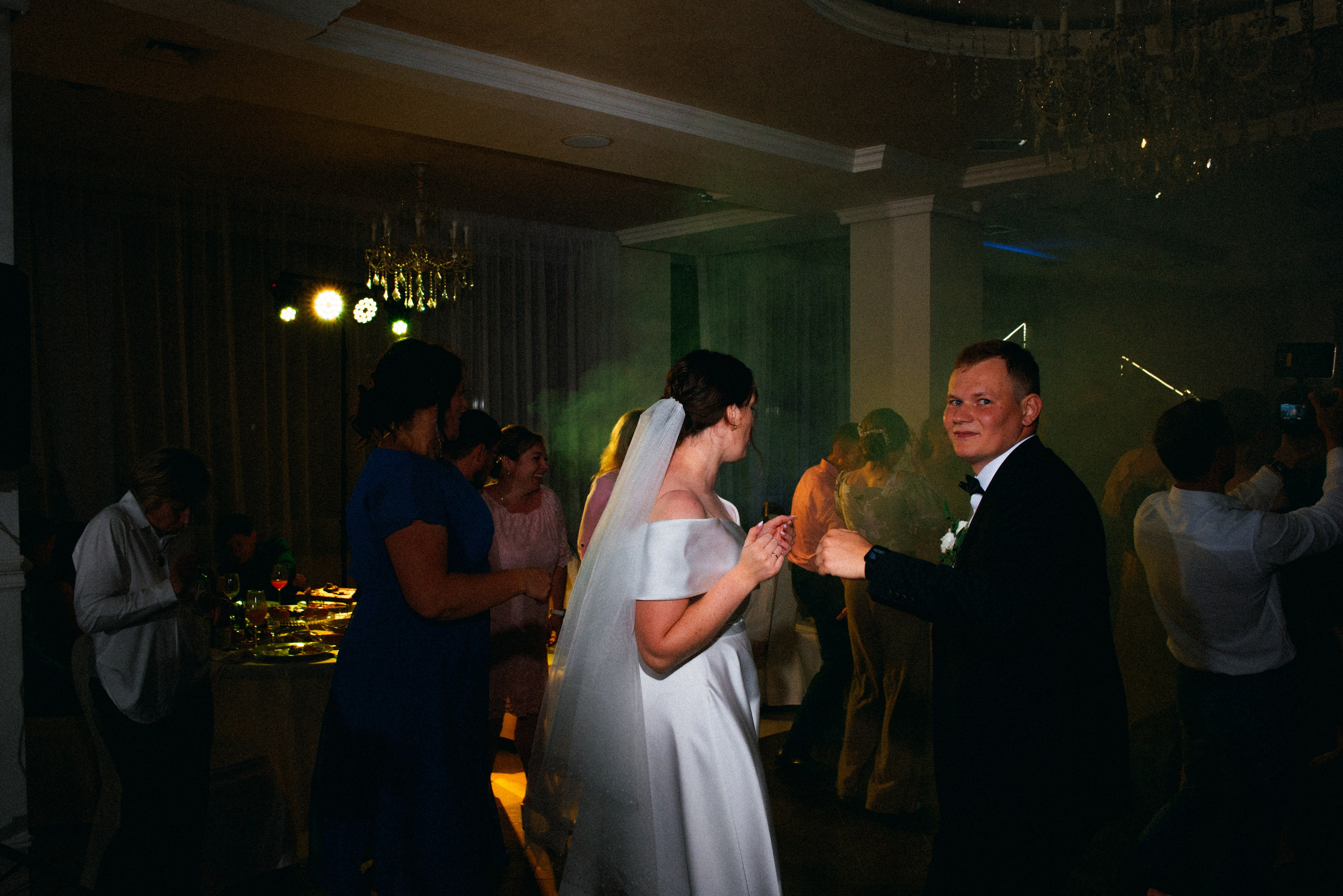 Свадебная съемка (съемка банкета). Свадебный фотограф — фотограф на свадьбу в Воронеже — Свадебное фото