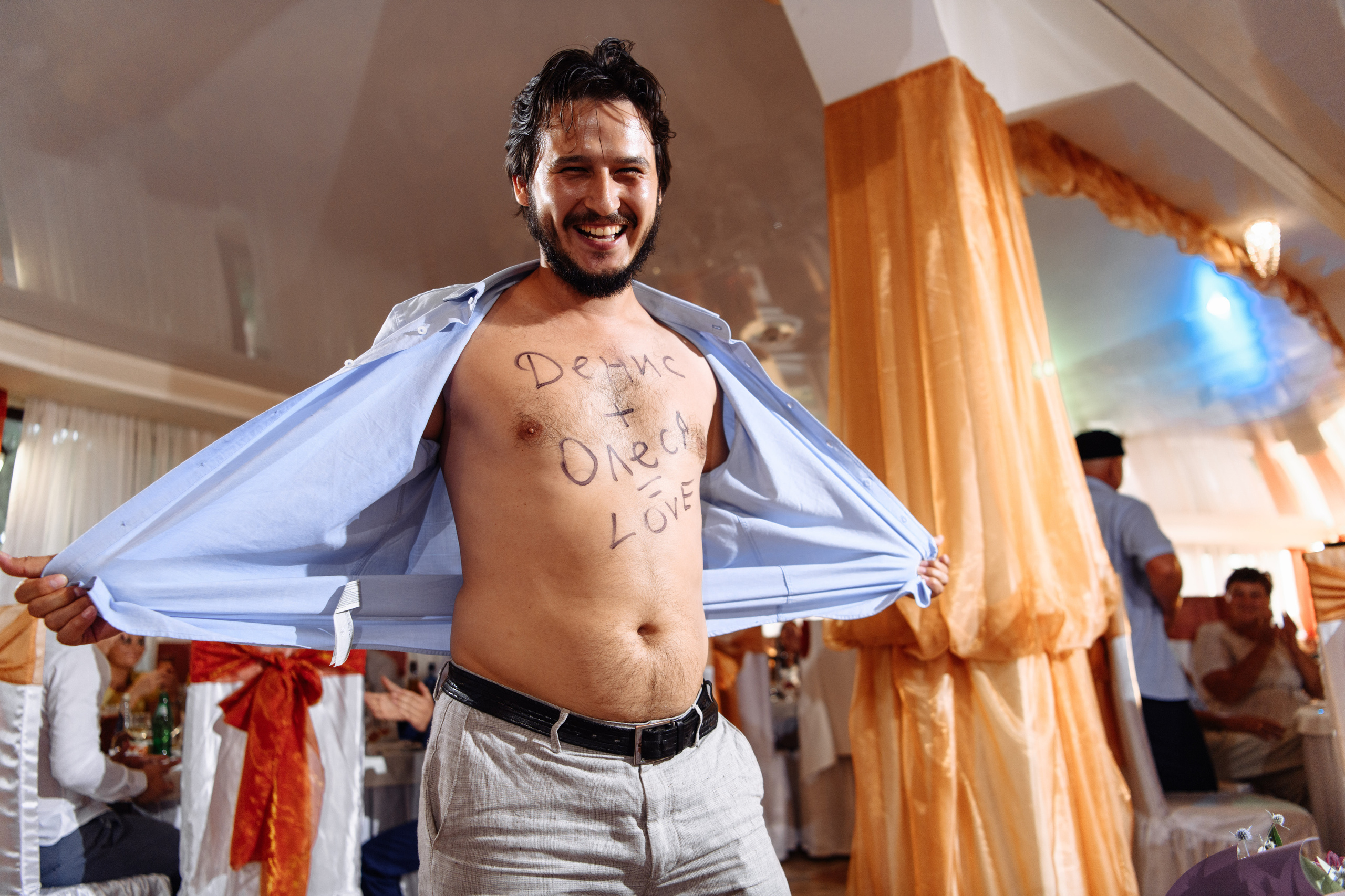 Свадебная прогулка в ЖК Аристократ на Ленина. Свадебный и семейный фотограф в Уфе | Винс Константин | Фотопроекты