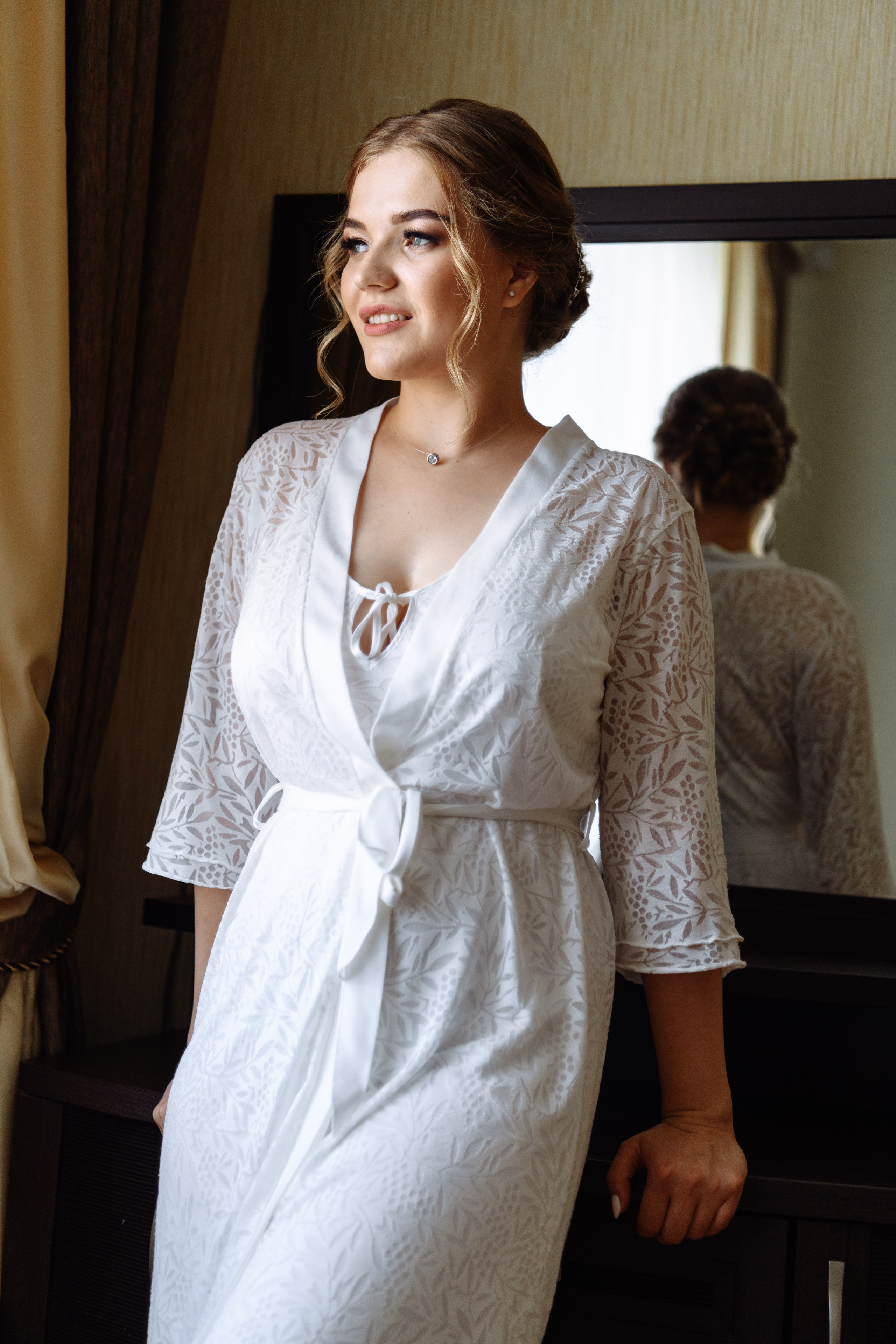 Свадебная прогулка в ЖК Аристократ на Ленина. Свадебный и семейный фотограф в Уфе | Винс Константин | Фотопроекты